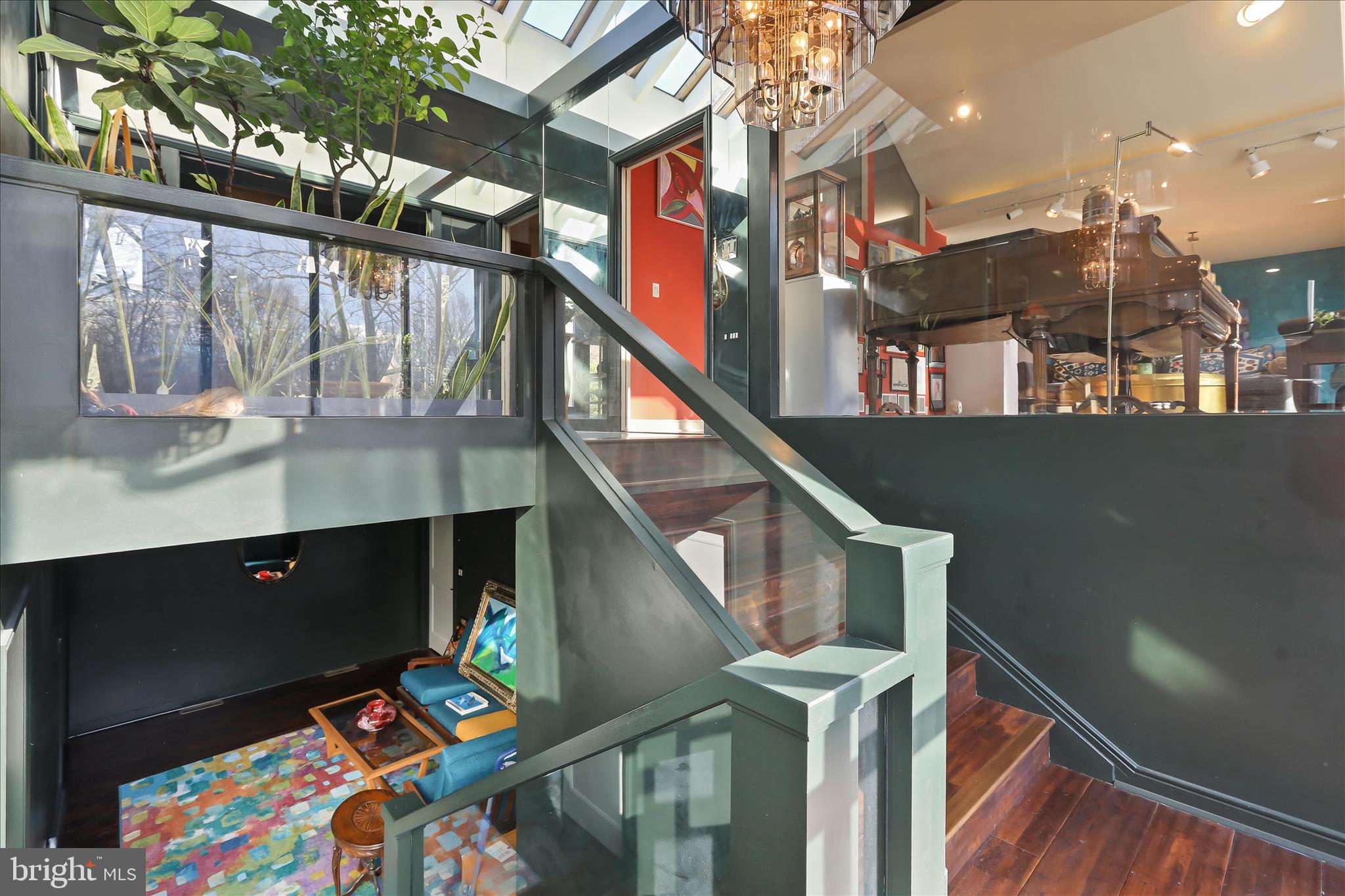 SCHOOL LANE HILLS - Residential