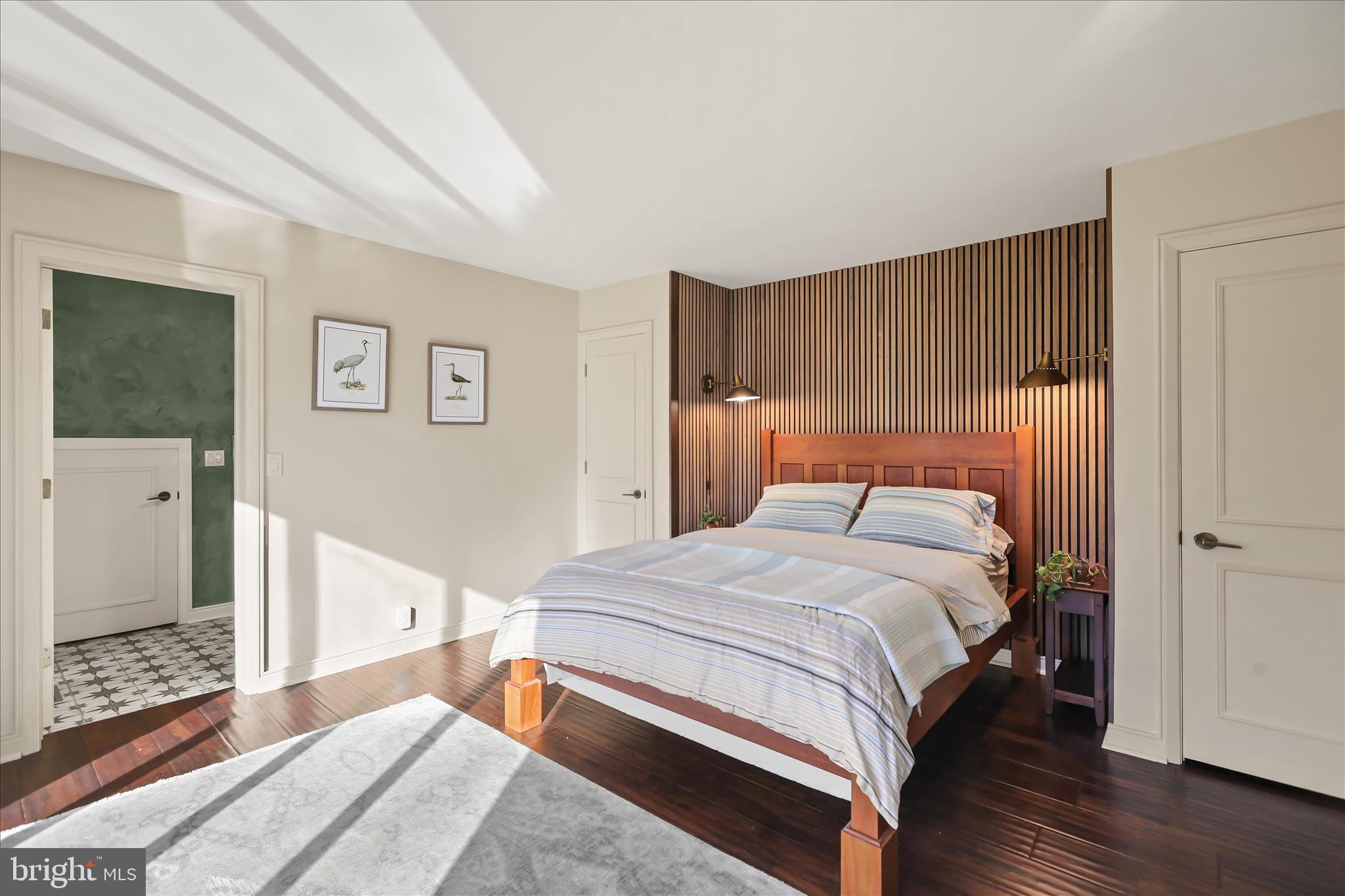 SCHOOL LANE HILLS - Residential