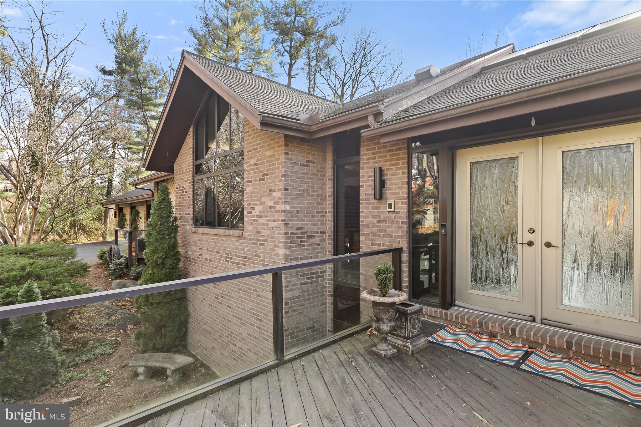 SCHOOL LANE HILLS - Residential