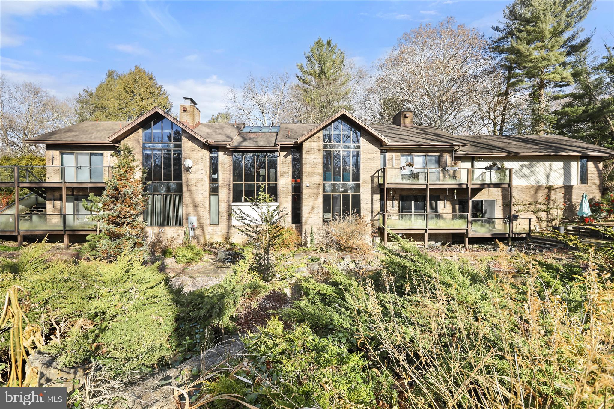 SCHOOL LANE HILLS - Residential