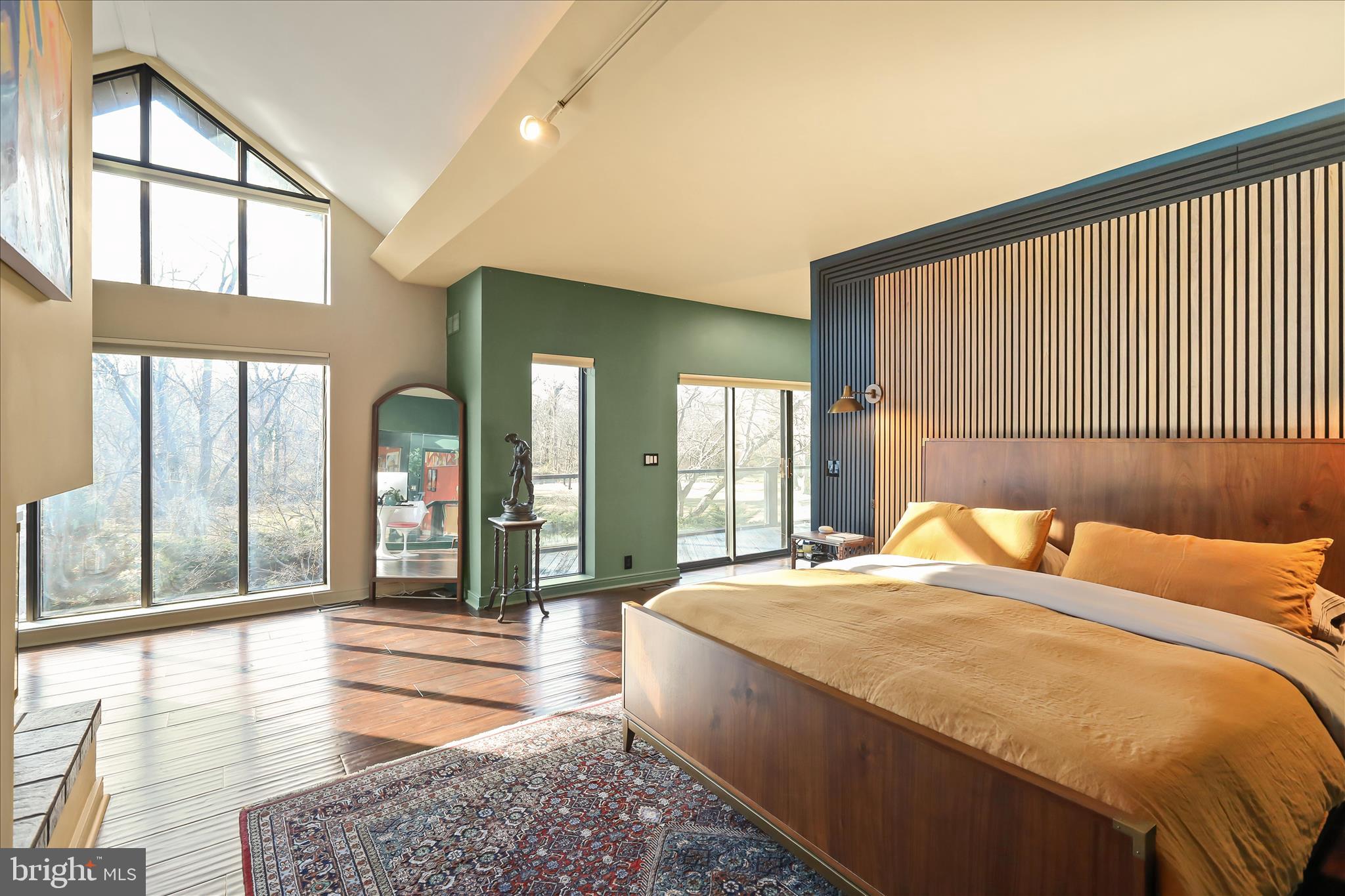 SCHOOL LANE HILLS - Residential