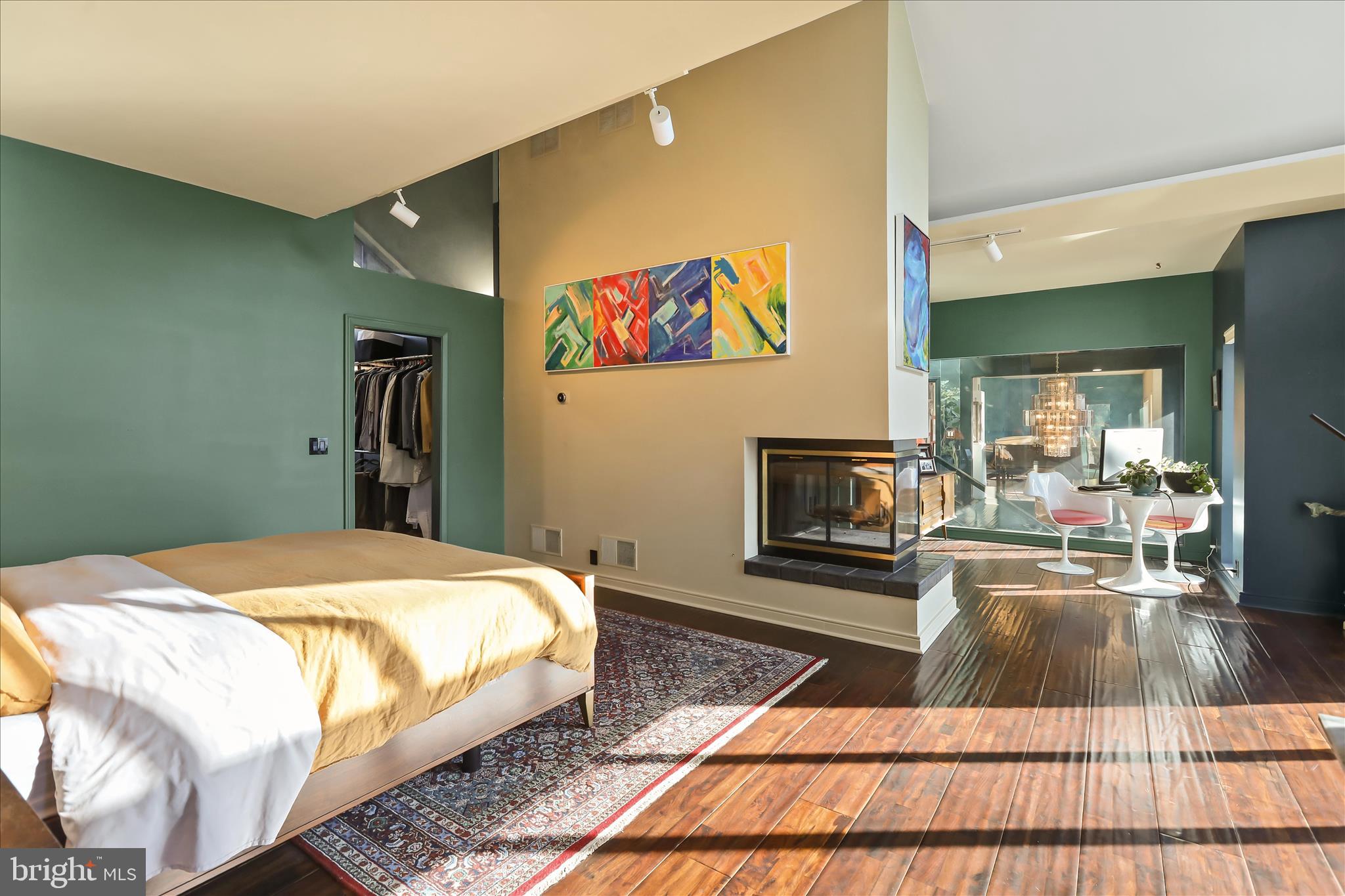 SCHOOL LANE HILLS - Residential