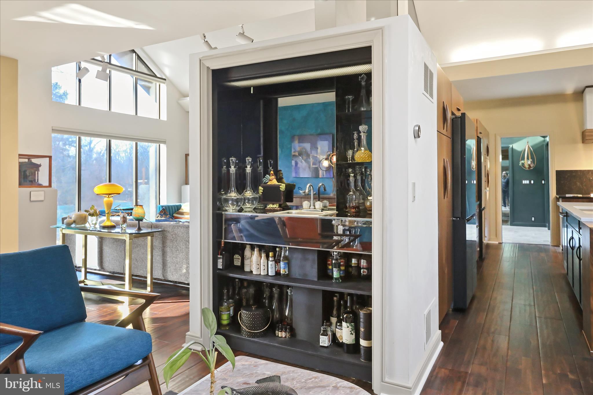 SCHOOL LANE HILLS - Residential