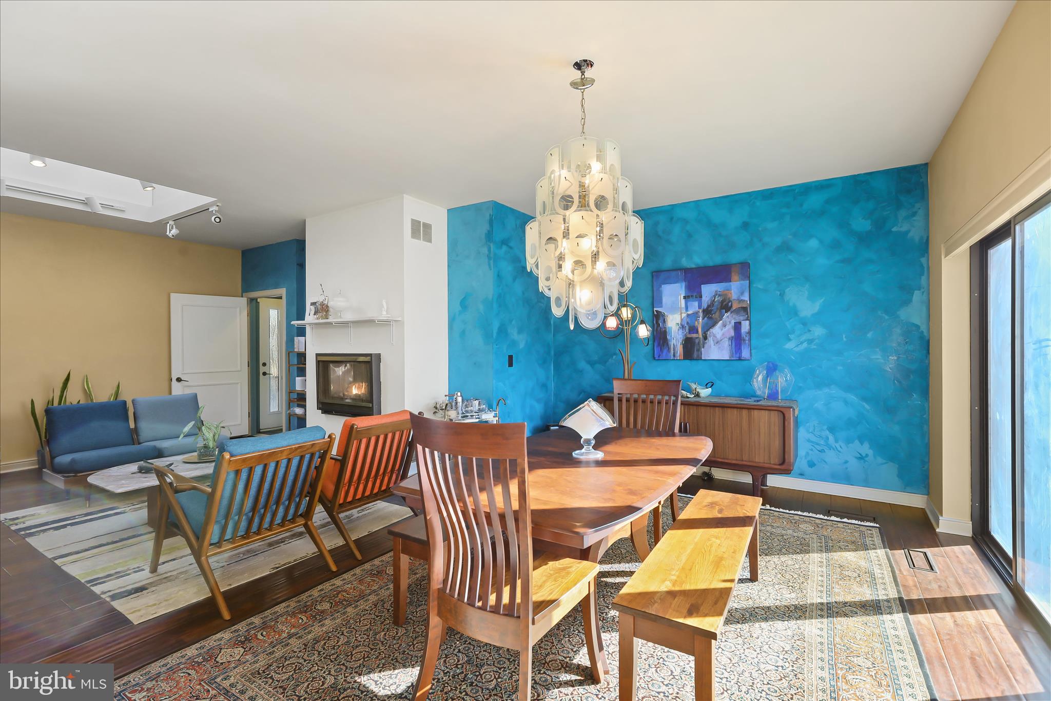 SCHOOL LANE HILLS - Residential