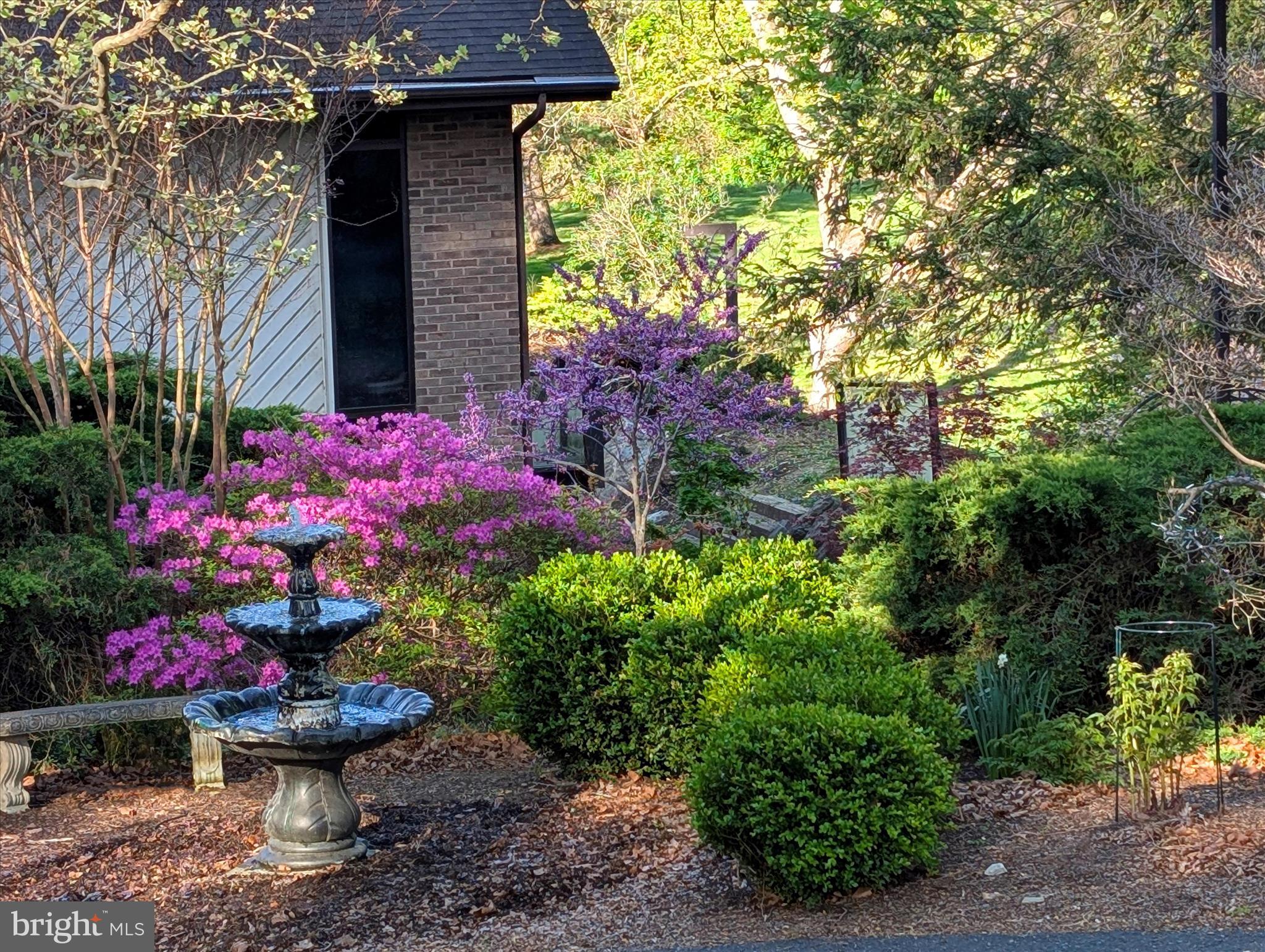 SCHOOL LANE HILLS - Residential