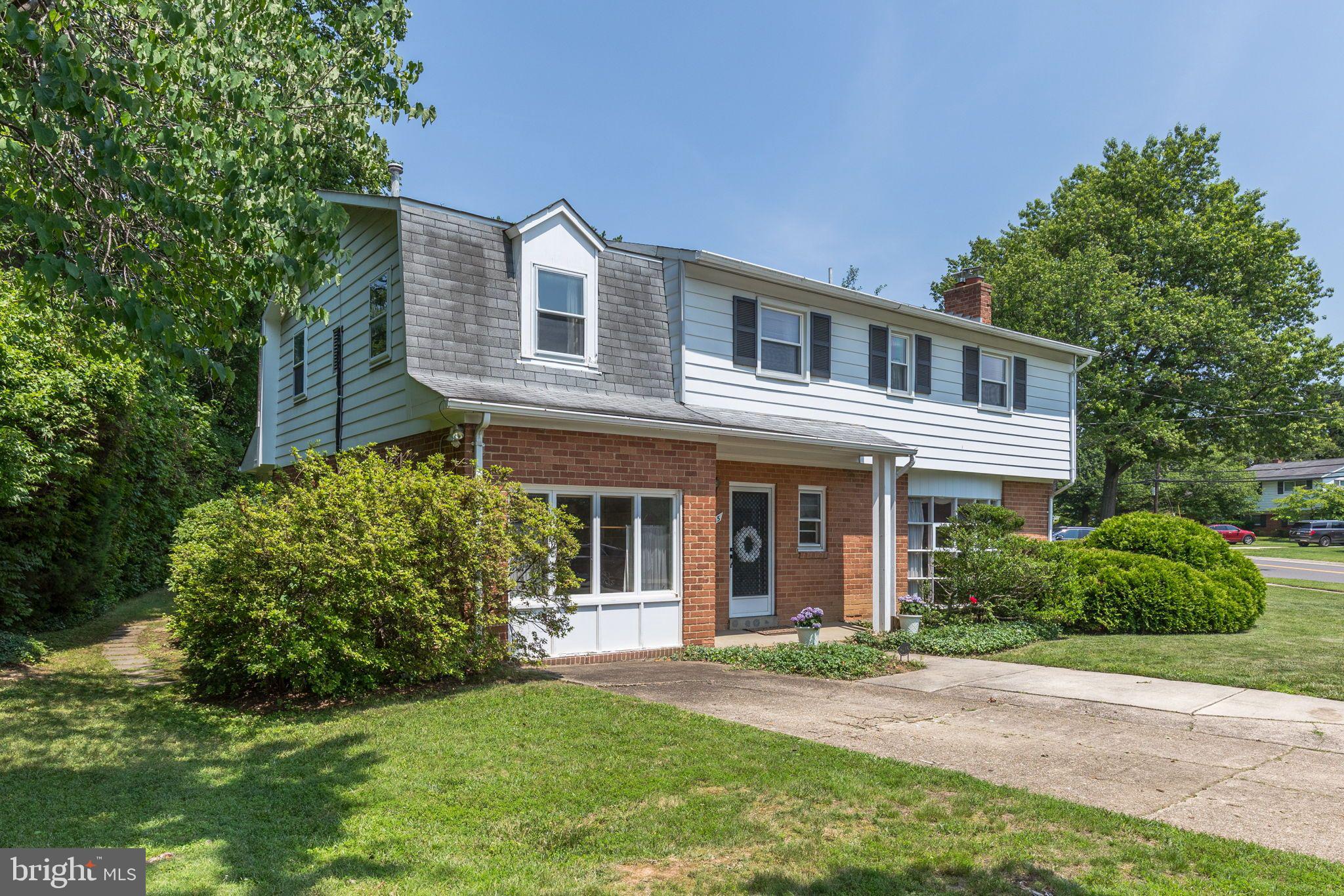 6115 LONE OAK DRIVE