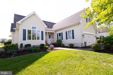 Photo of 28637 Clubhouse Drive, EASTON, MD 21601 (MLS # MDTA2013686)
