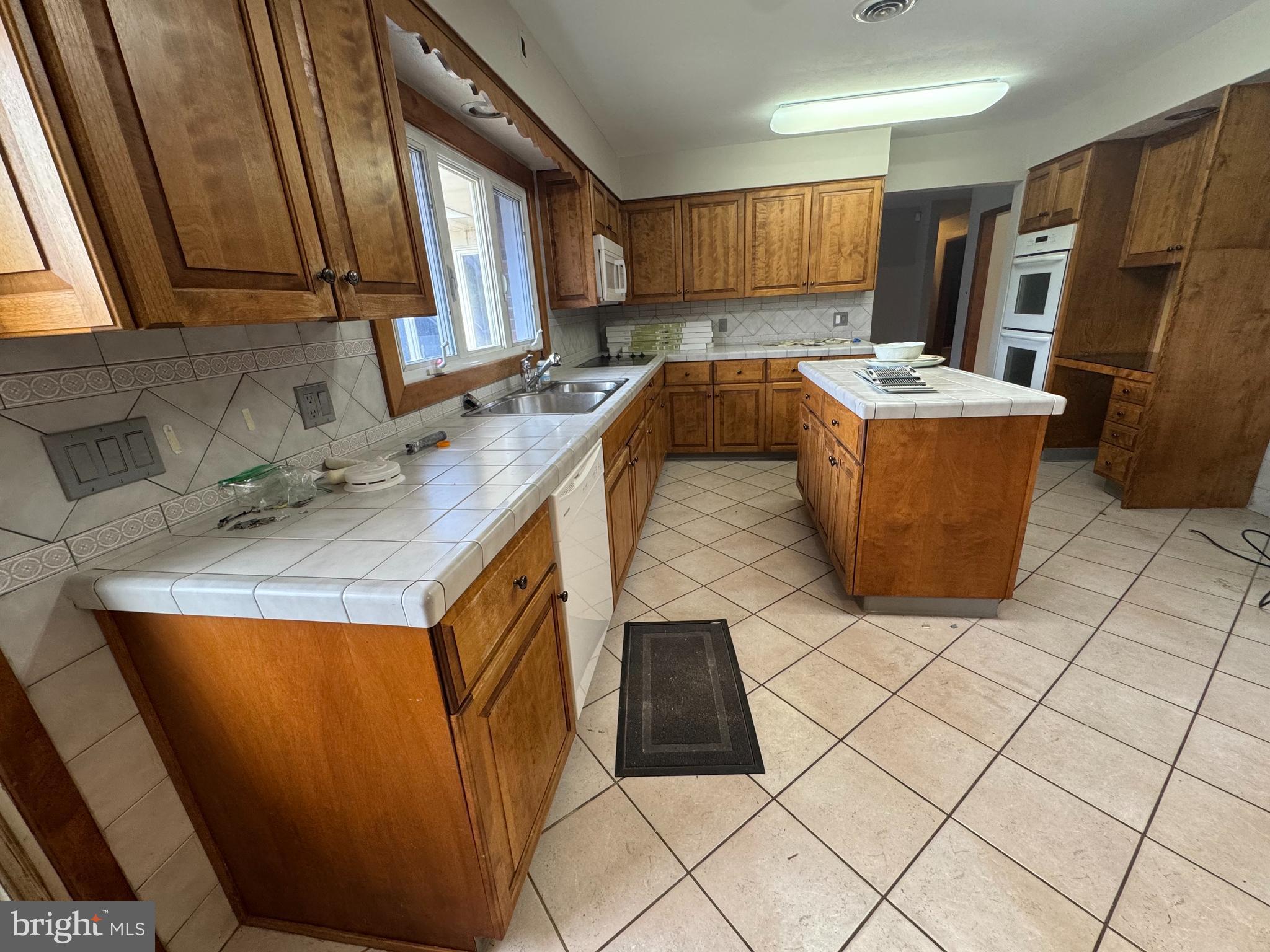 6996 HARDING HIGHWAY