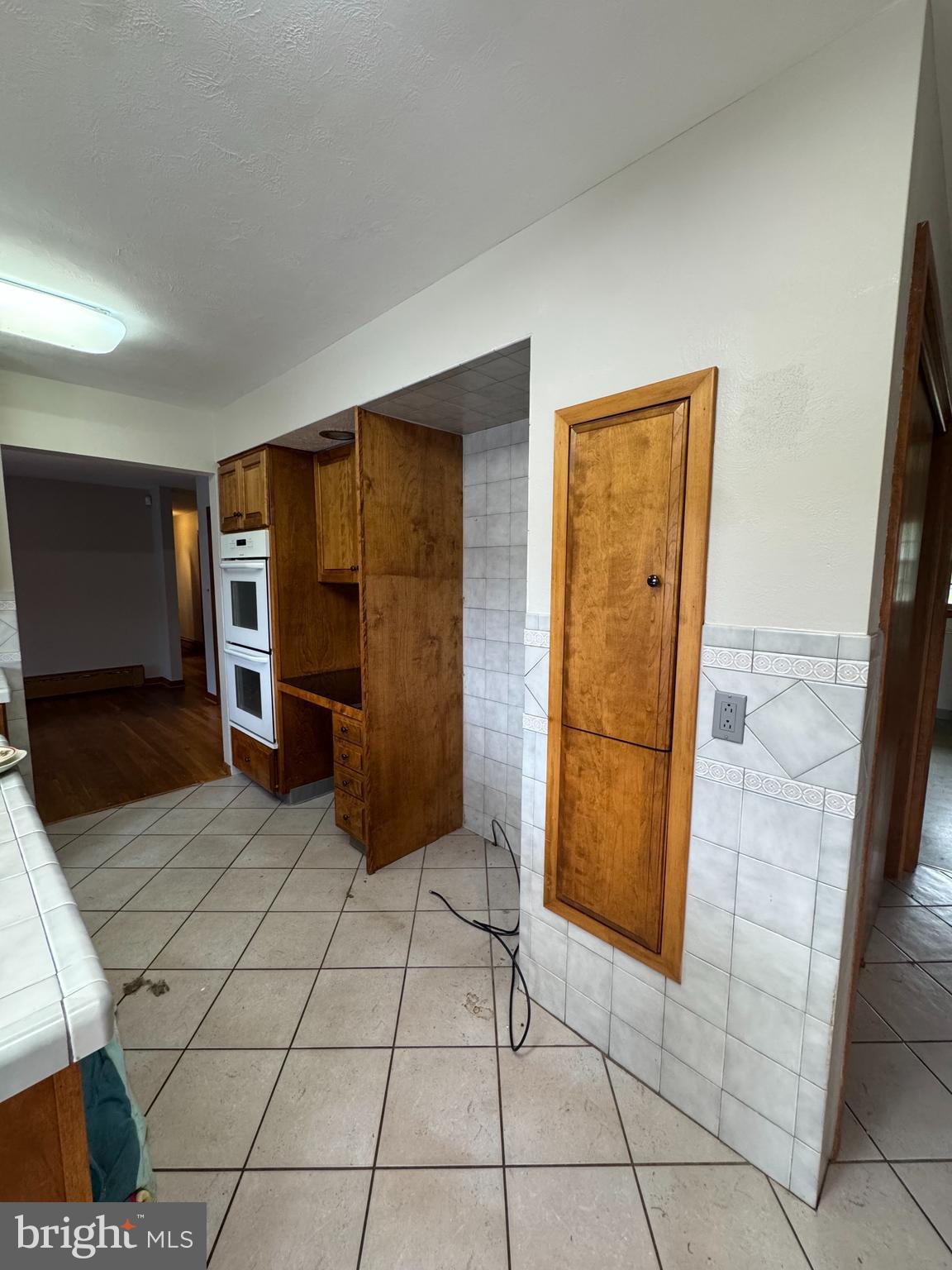 6996 HARDING HIGHWAY