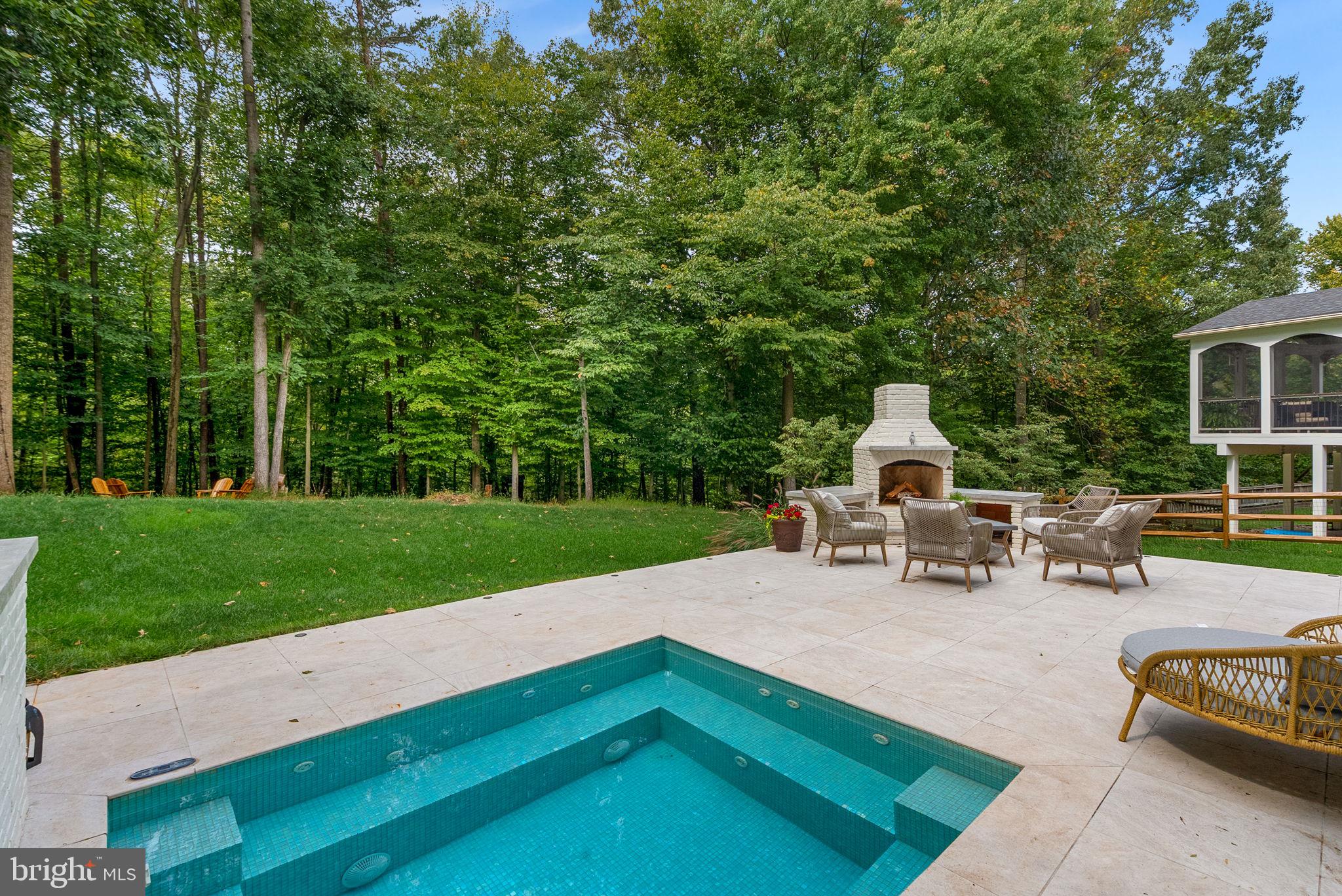 47285 OX BOW CIRCLE