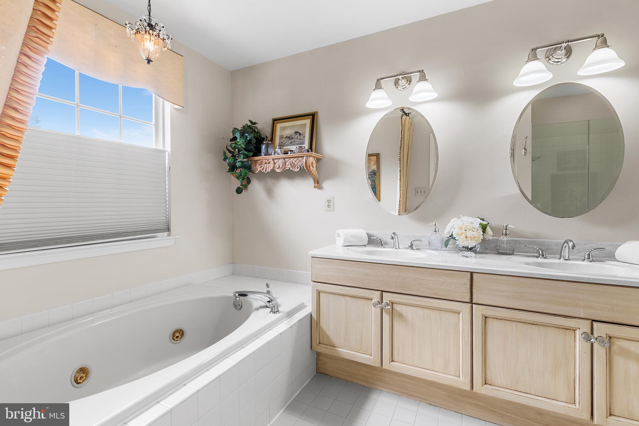 THE LINKS AT SPRIN - Residential