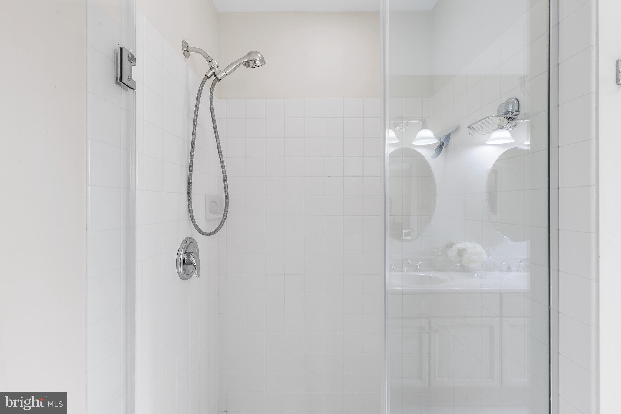 THE LINKS AT SPRIN - Residential