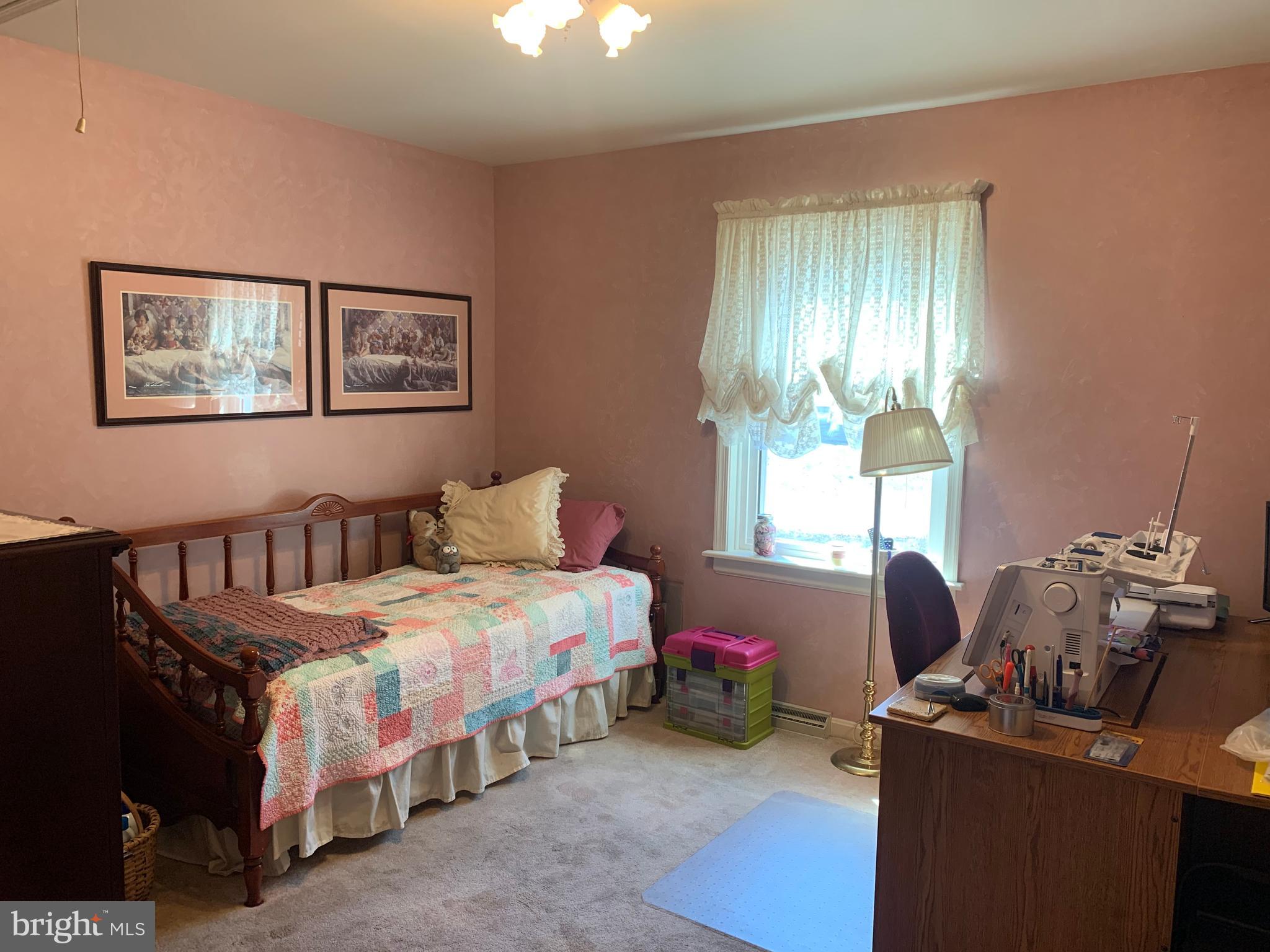 NEWVILLE BOROUGH - Residential