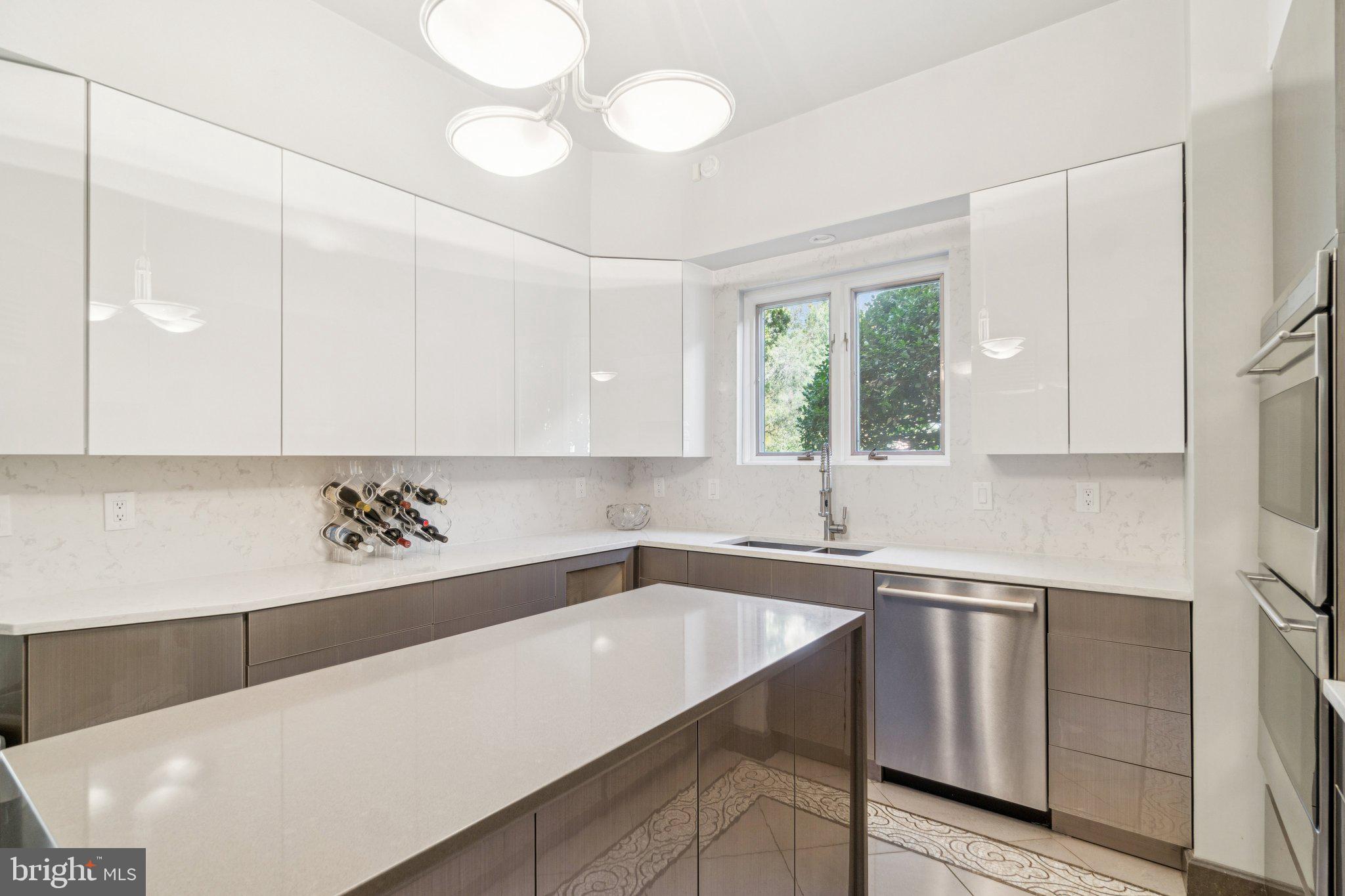 CHEVY CHASE - Residential