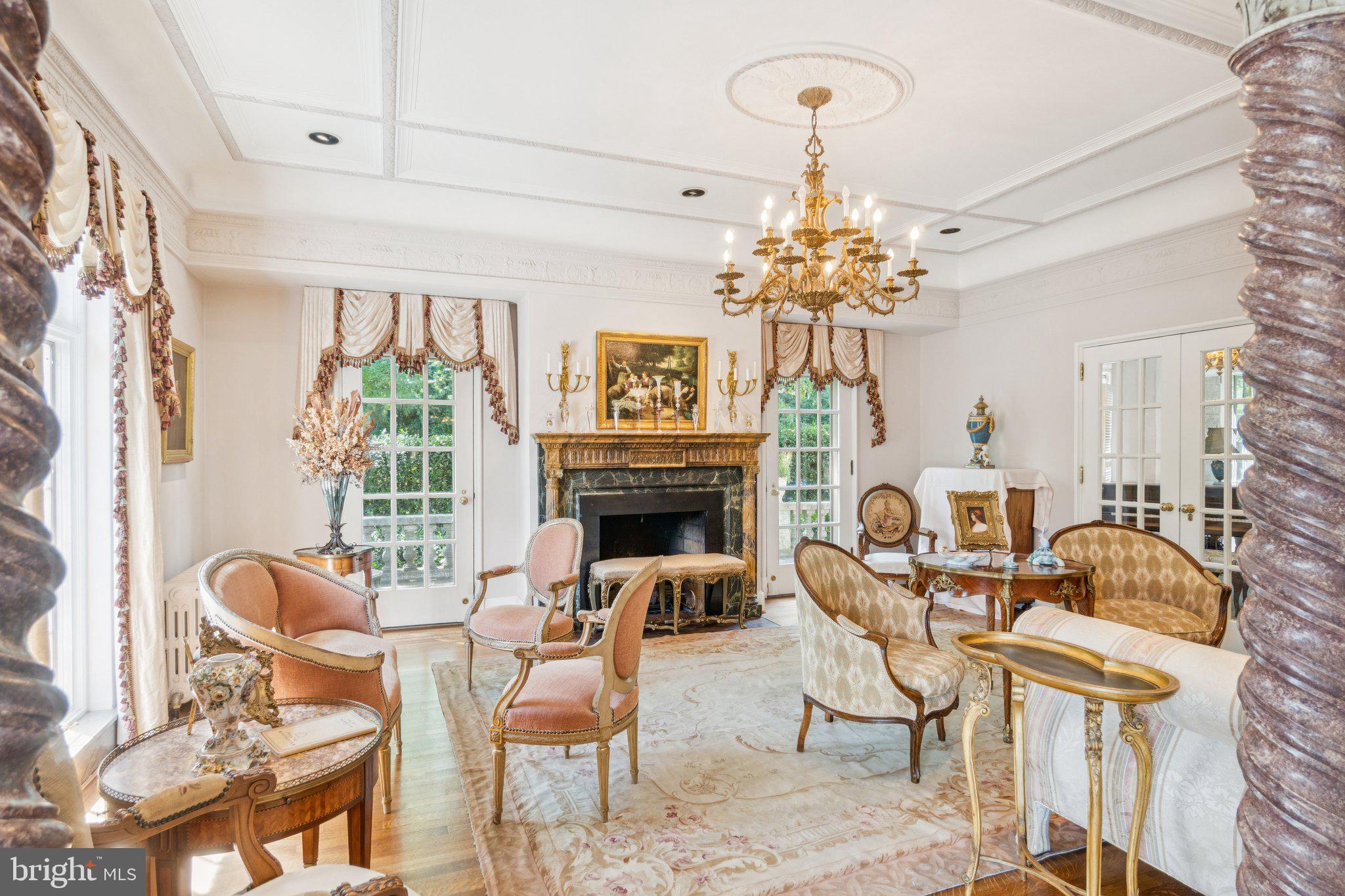 CHEVY CHASE - Residential