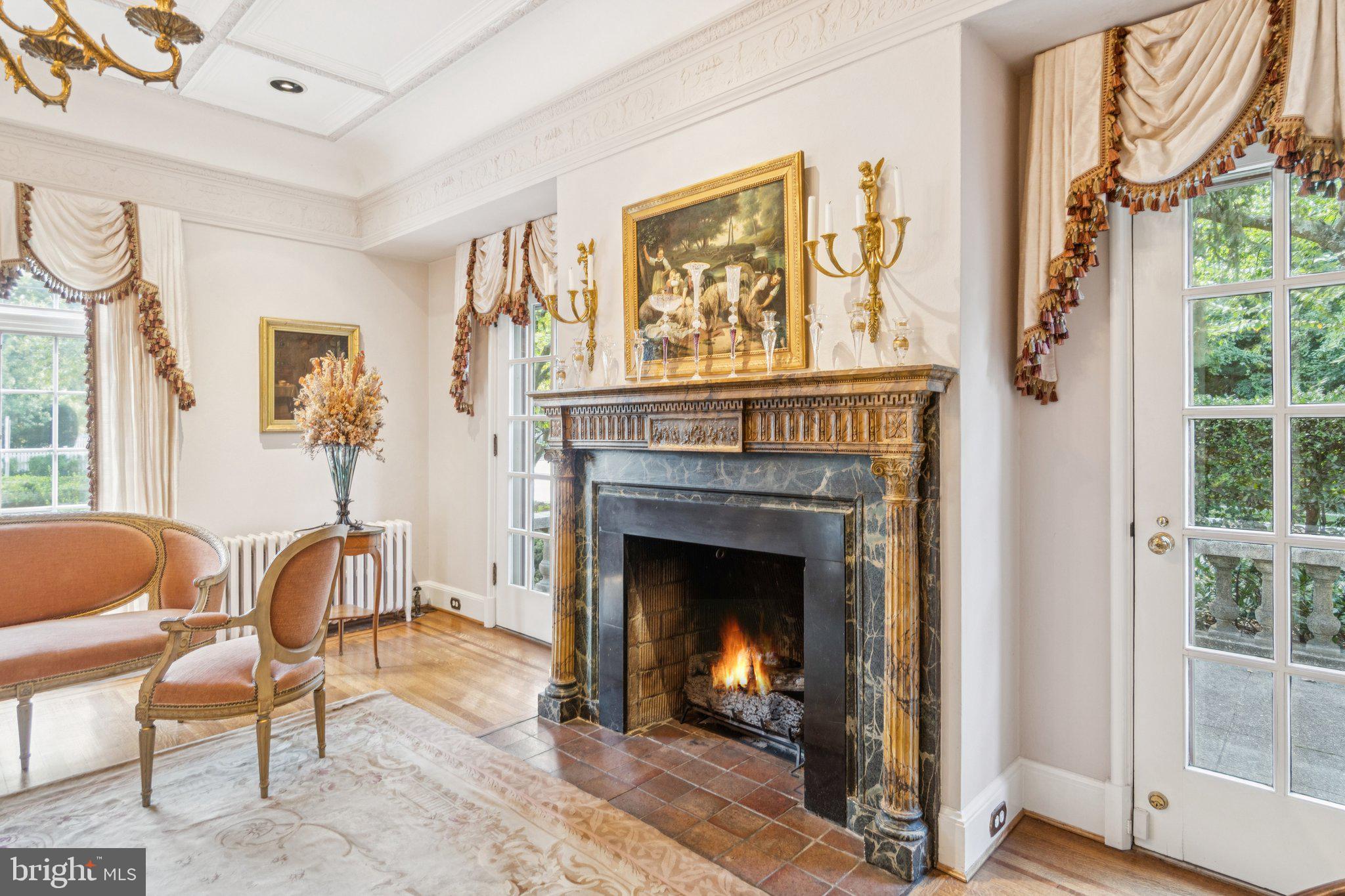 CHEVY CHASE - Residential