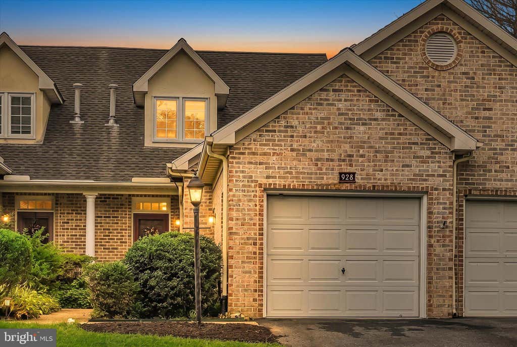 Photo of 928 Rivergate Court, MILLERSVILLE, PA 17551 (MLS # PALA2093574)