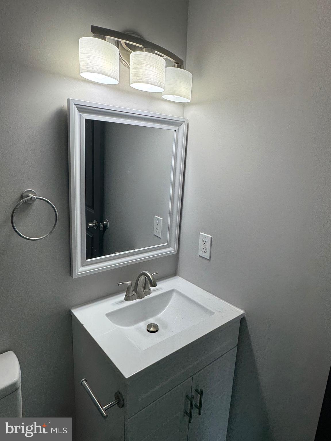 ADMIRALS WALK - Residential