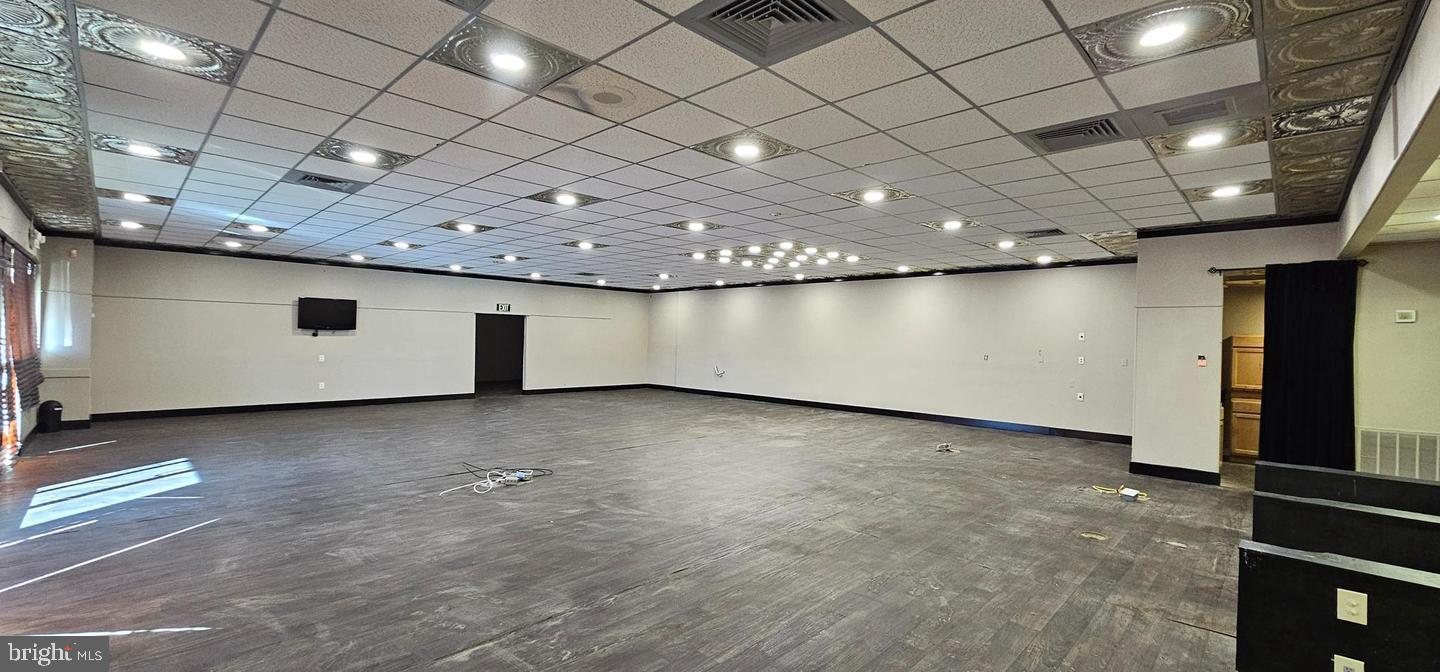 1115 N BLACK HORSE PIKE
