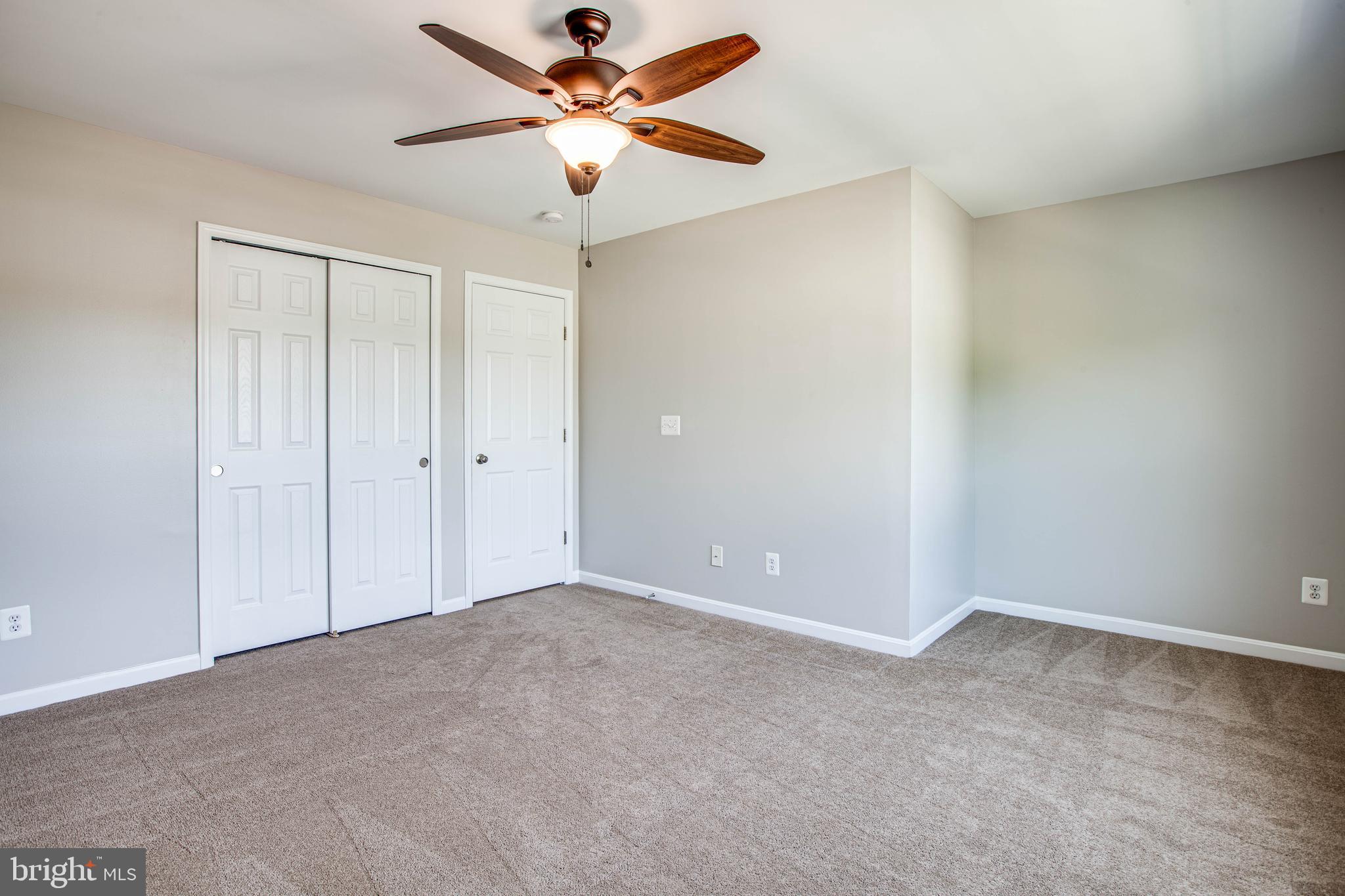 RIVER WALK - Residential