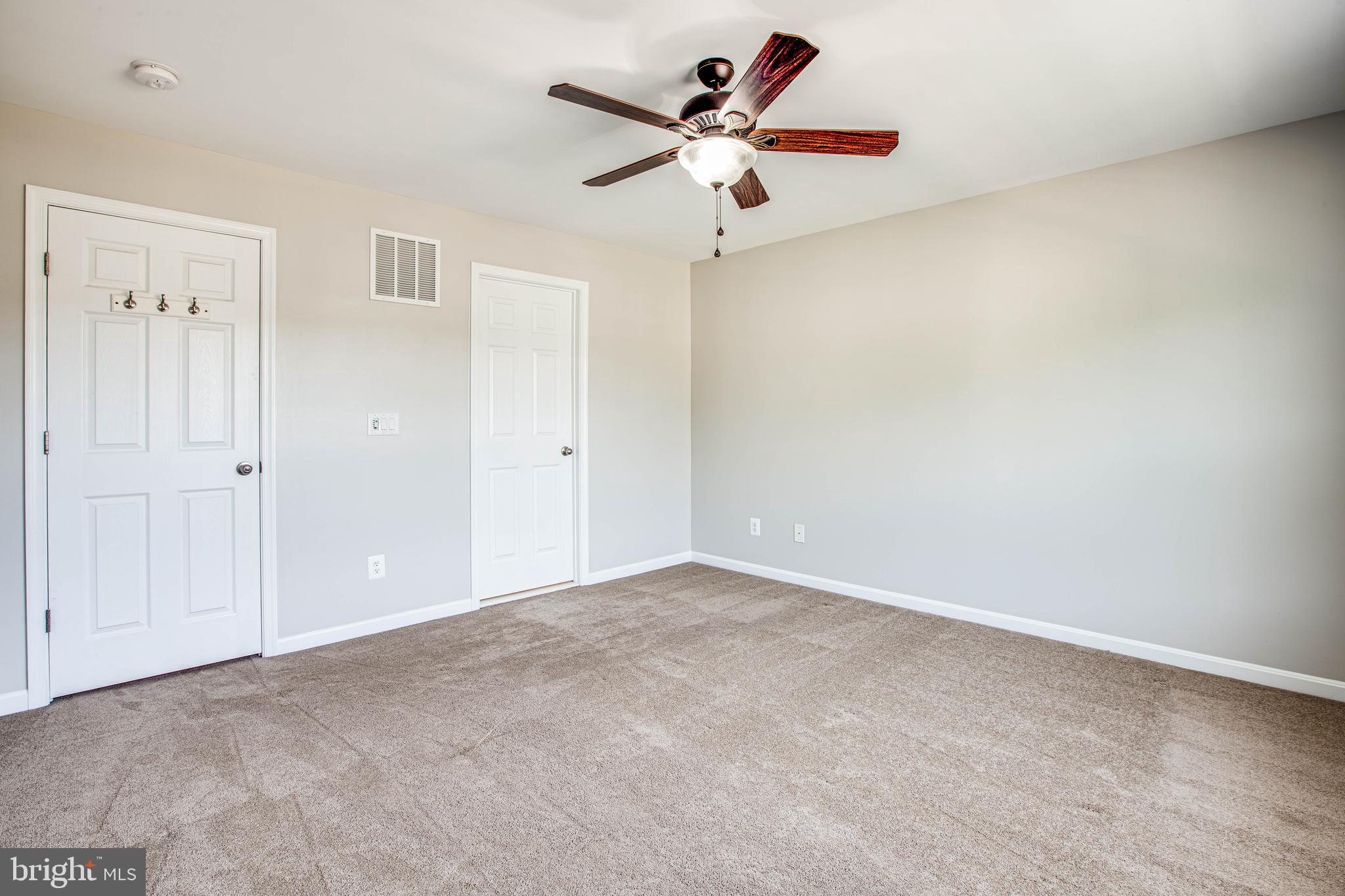 RIVER WALK - Residential