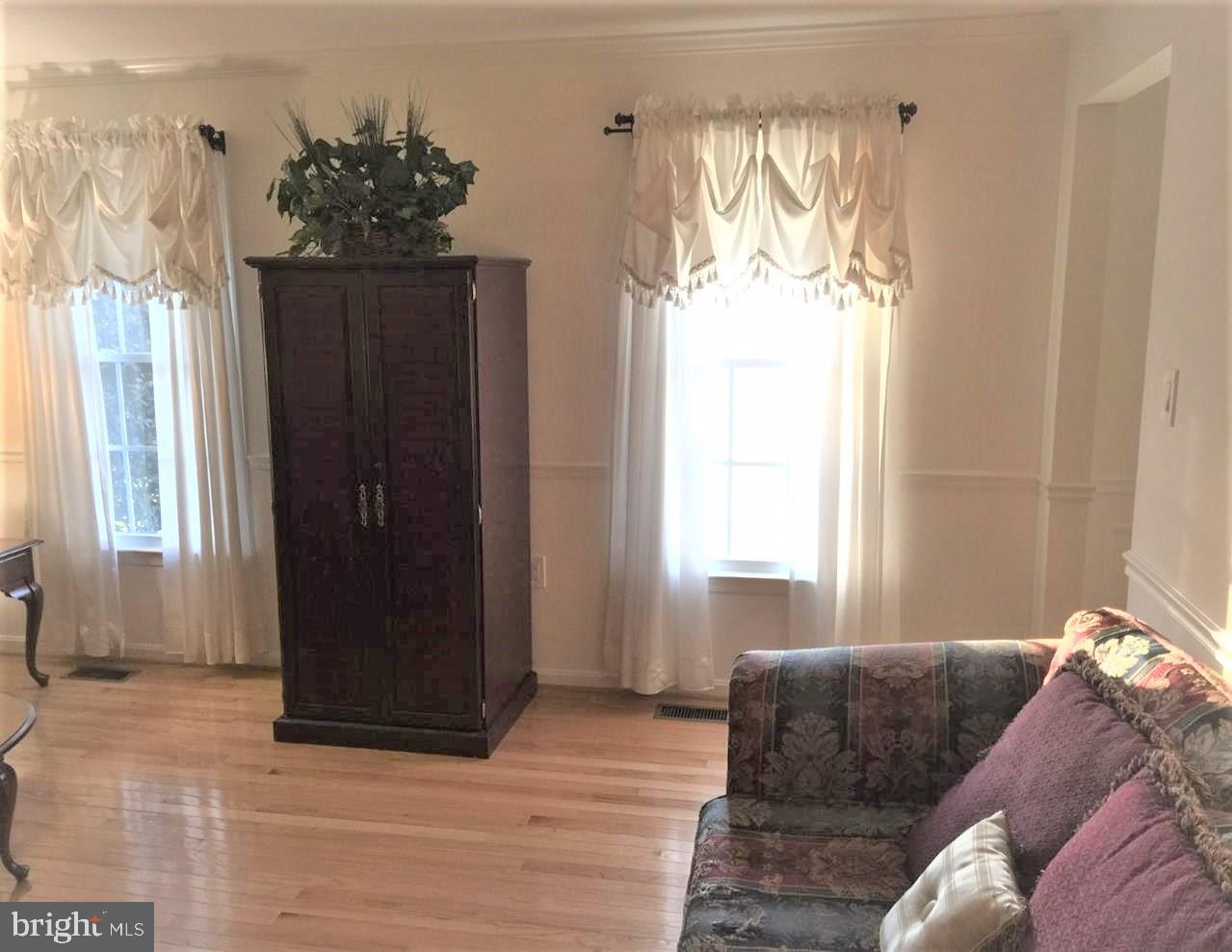 GRADYS WALK - Residential