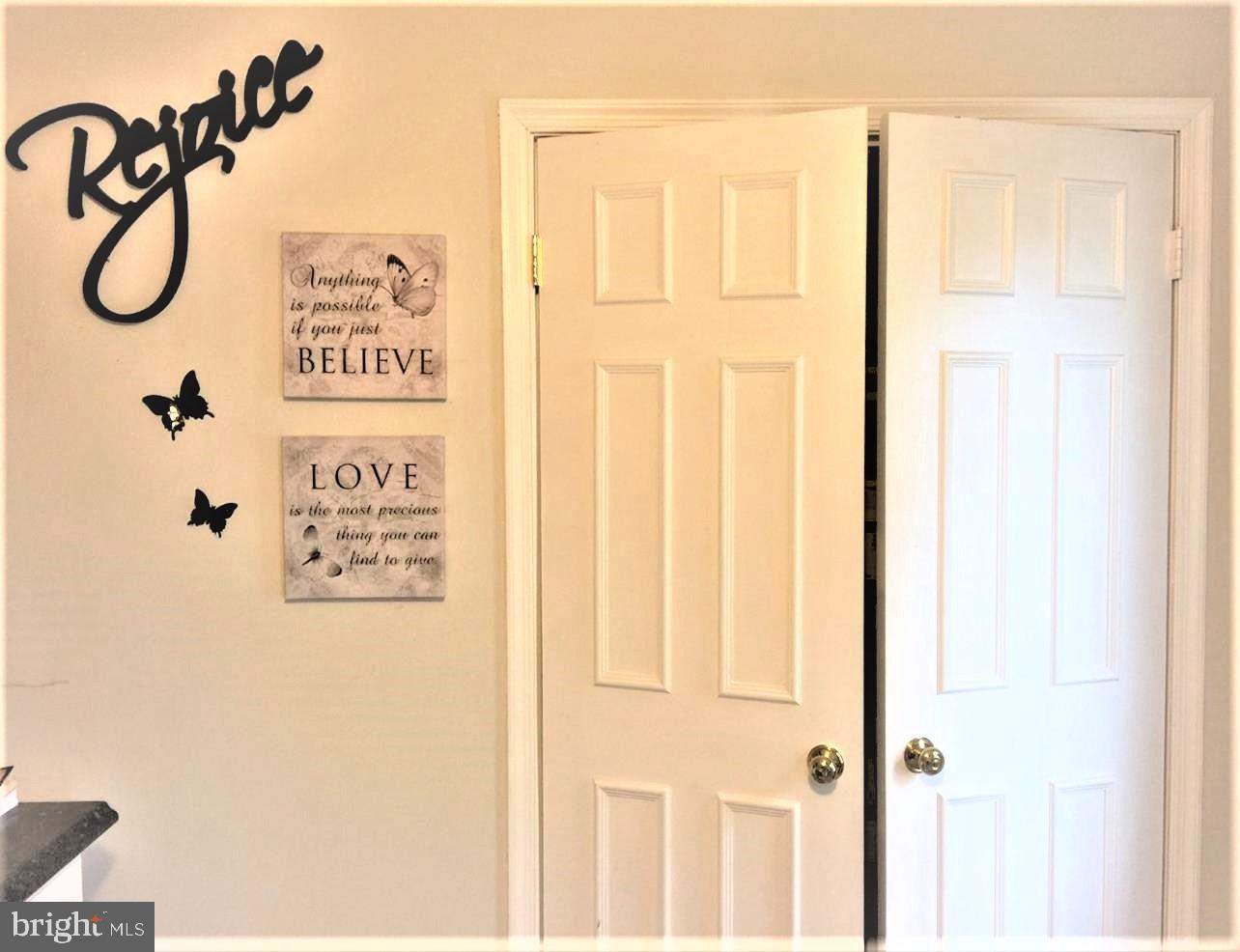 GRADYS WALK - Residential