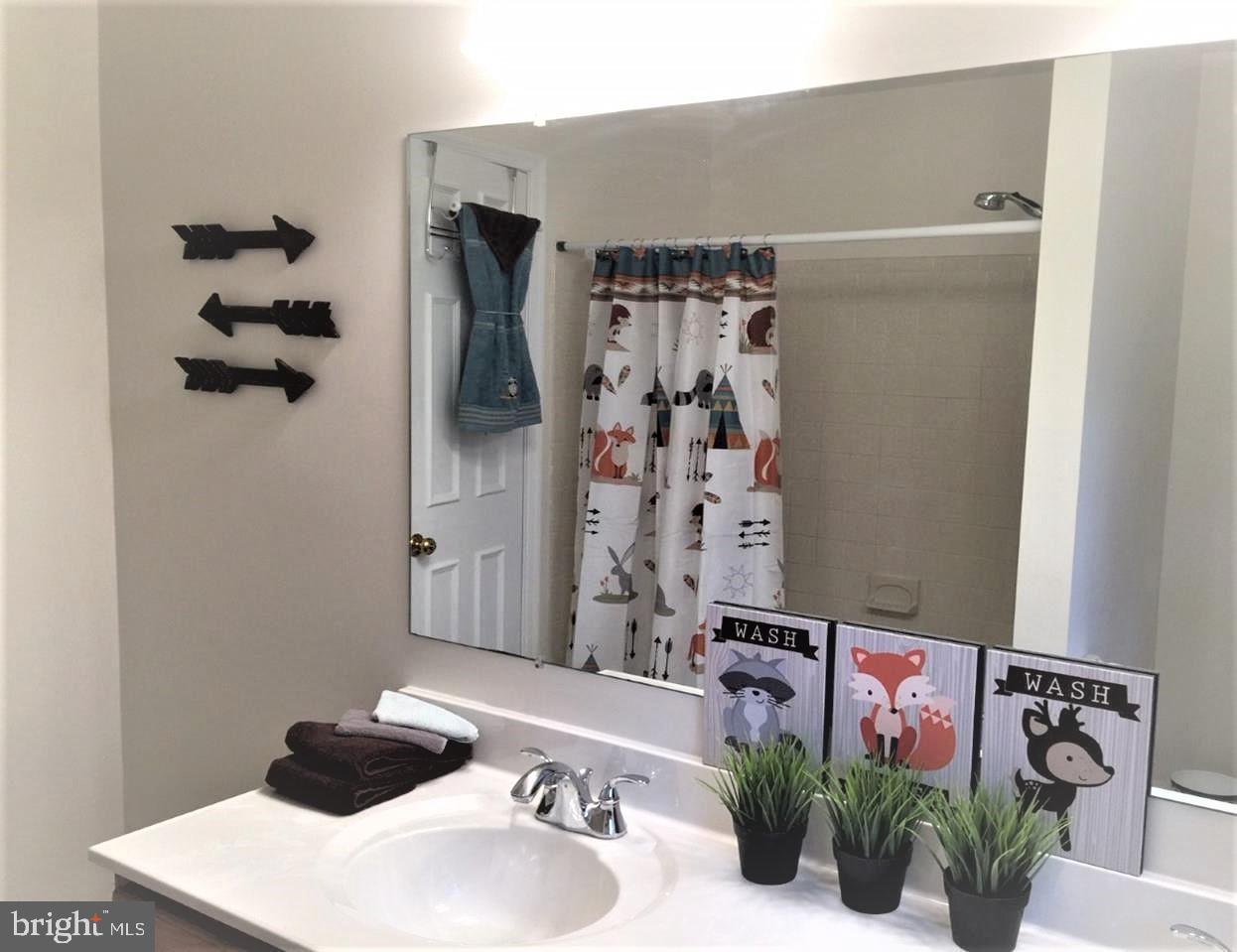 GRADYS WALK - Residential