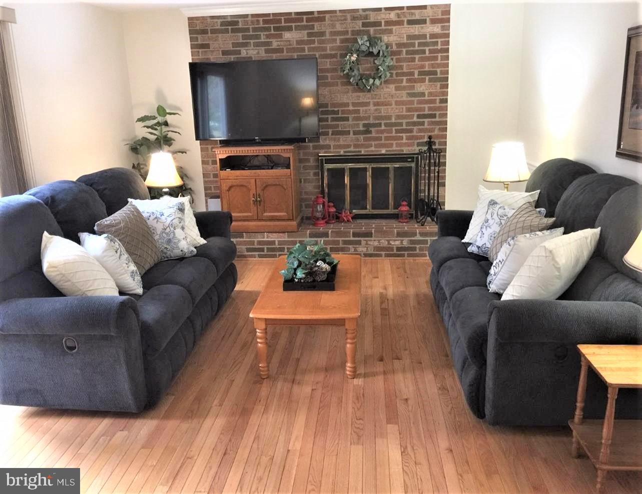 GRADYS WALK - Residential