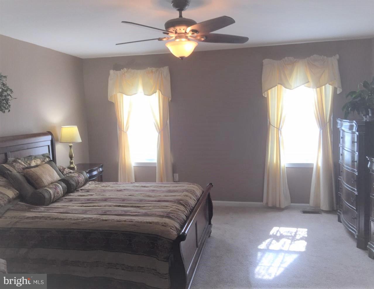 GRADYS WALK - Residential