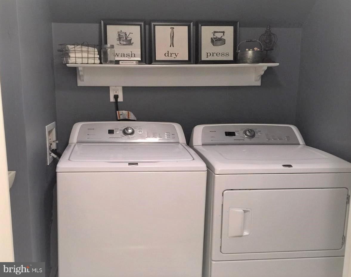 GRADYS WALK - Residential