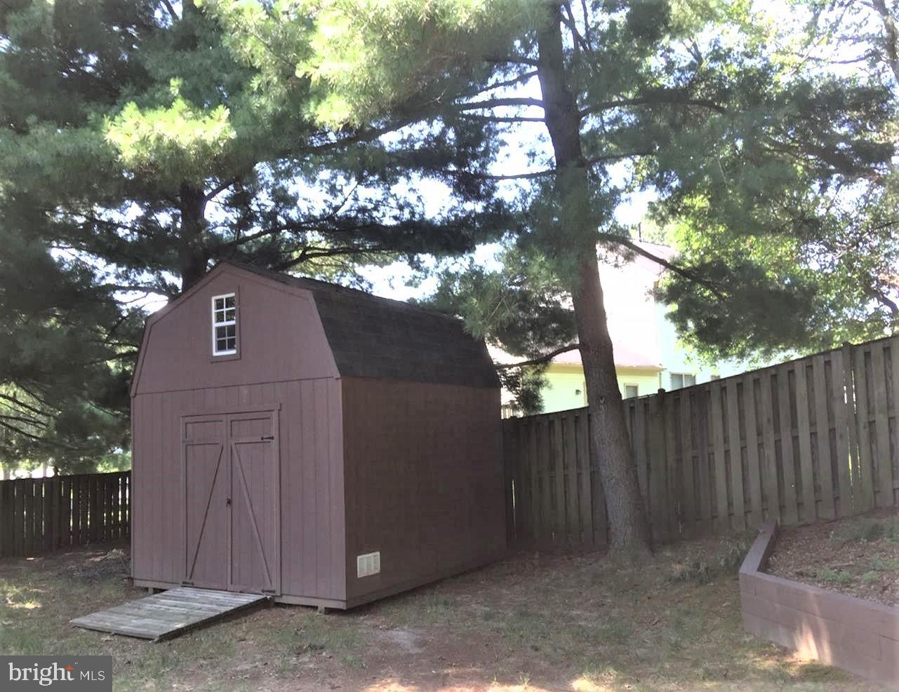 GRADYS WALK - Residential