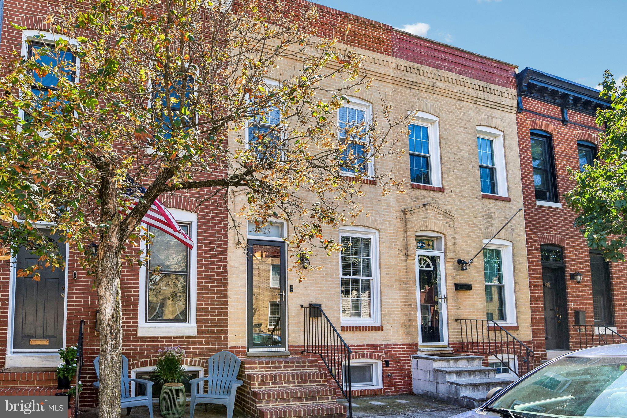 1425 DECATUR STREET