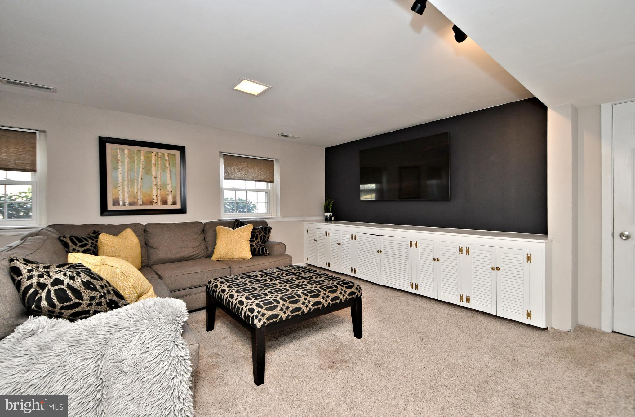 ROSEMORE ESTS - Residential