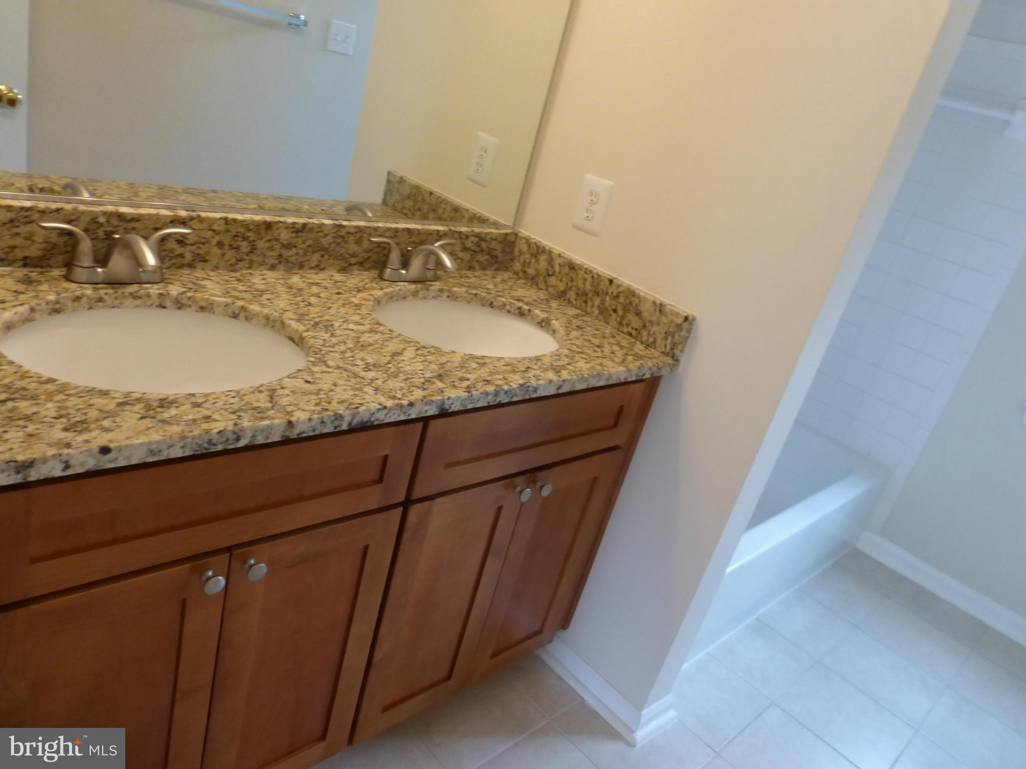 POTOMAC LAKES - Residential