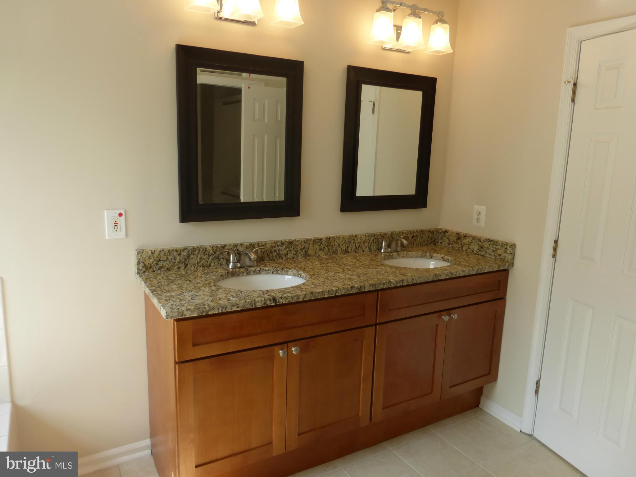 POTOMAC LAKES - Residential