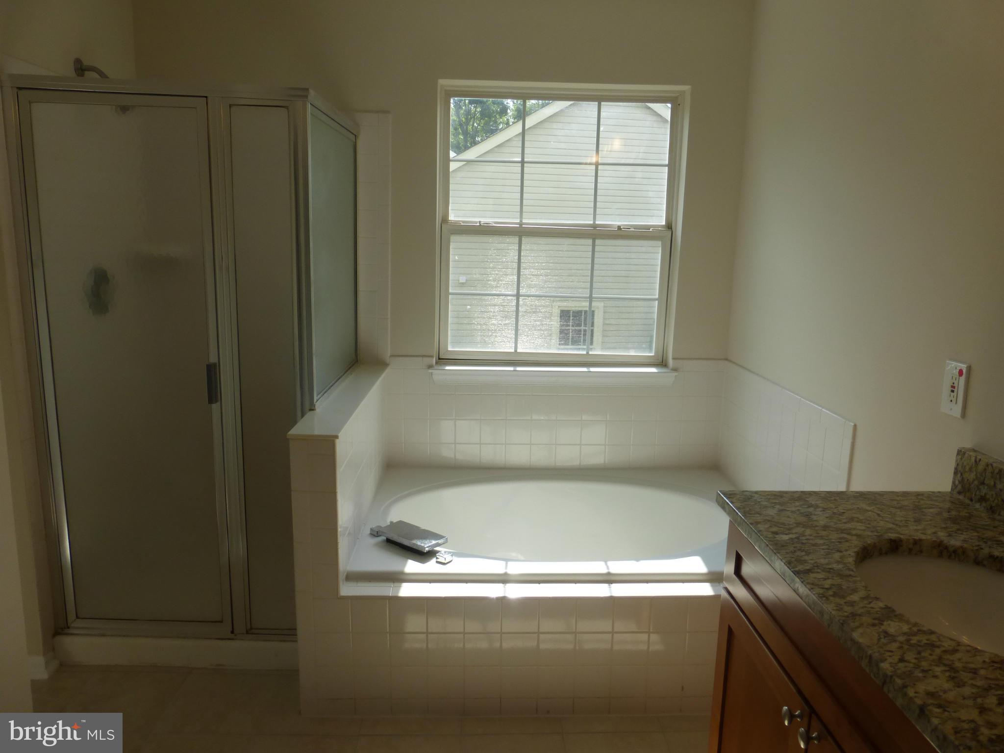 POTOMAC LAKES - Residential