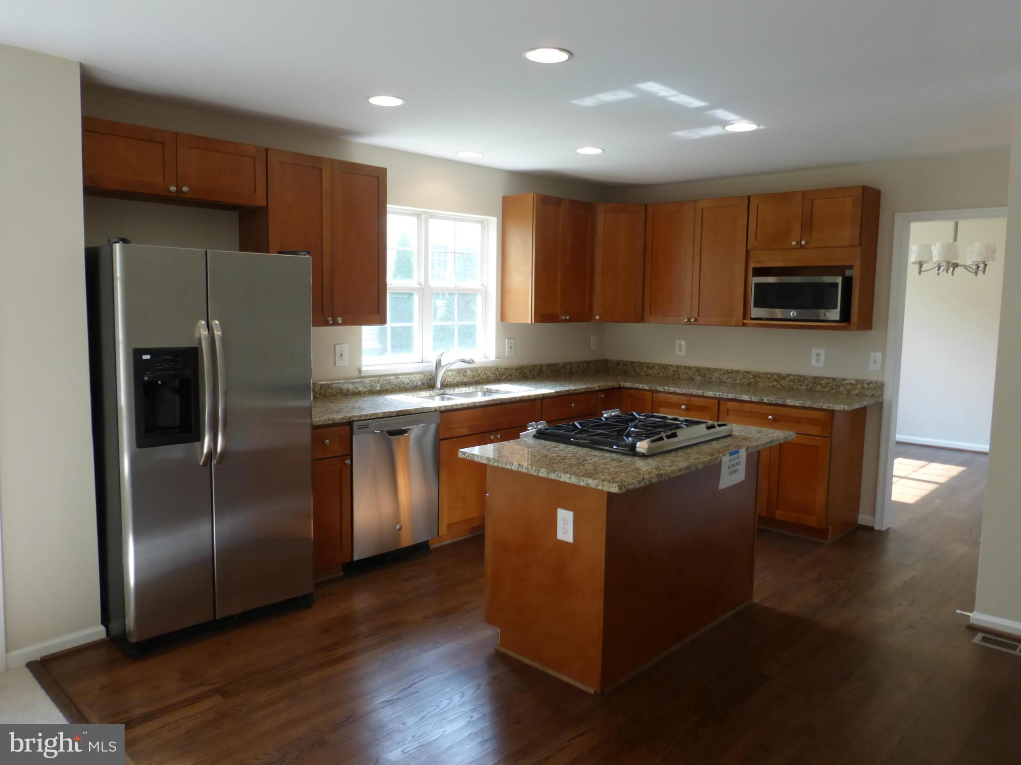 POTOMAC LAKES - Residential