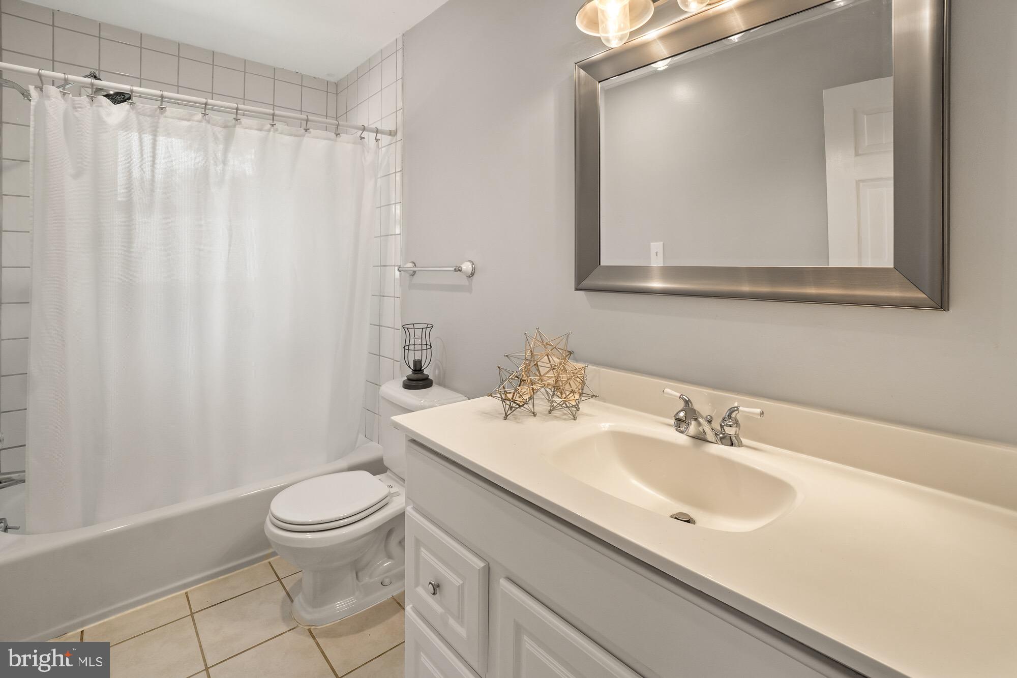 BEL PRE WOODS - Residential