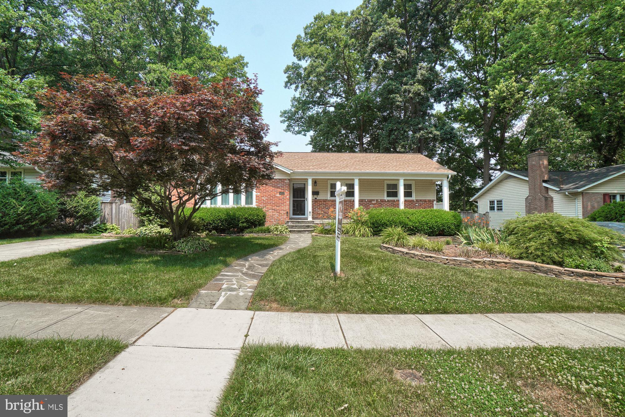 BEL PRE WOODS - Residential