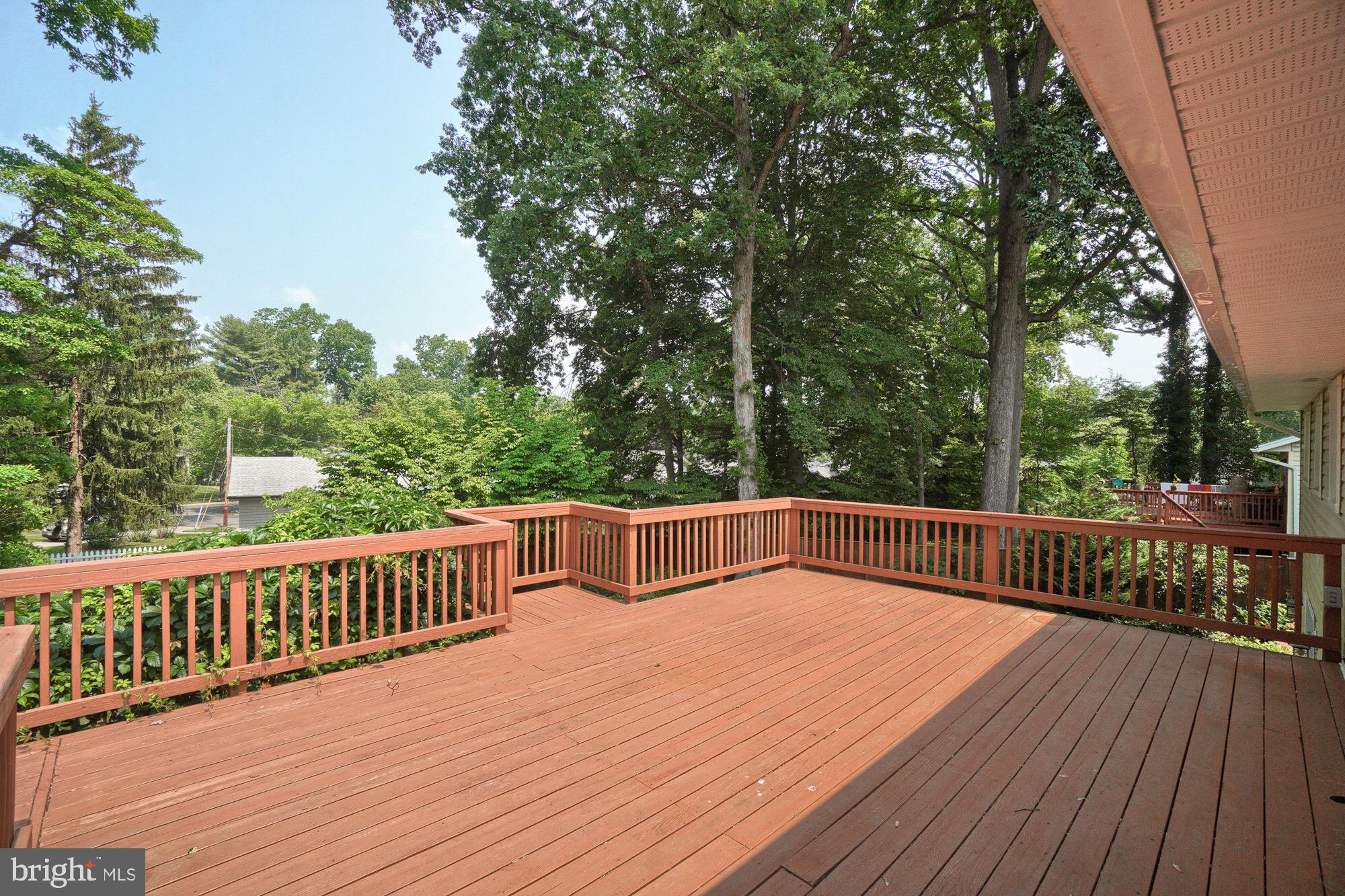 BEL PRE WOODS - Residential