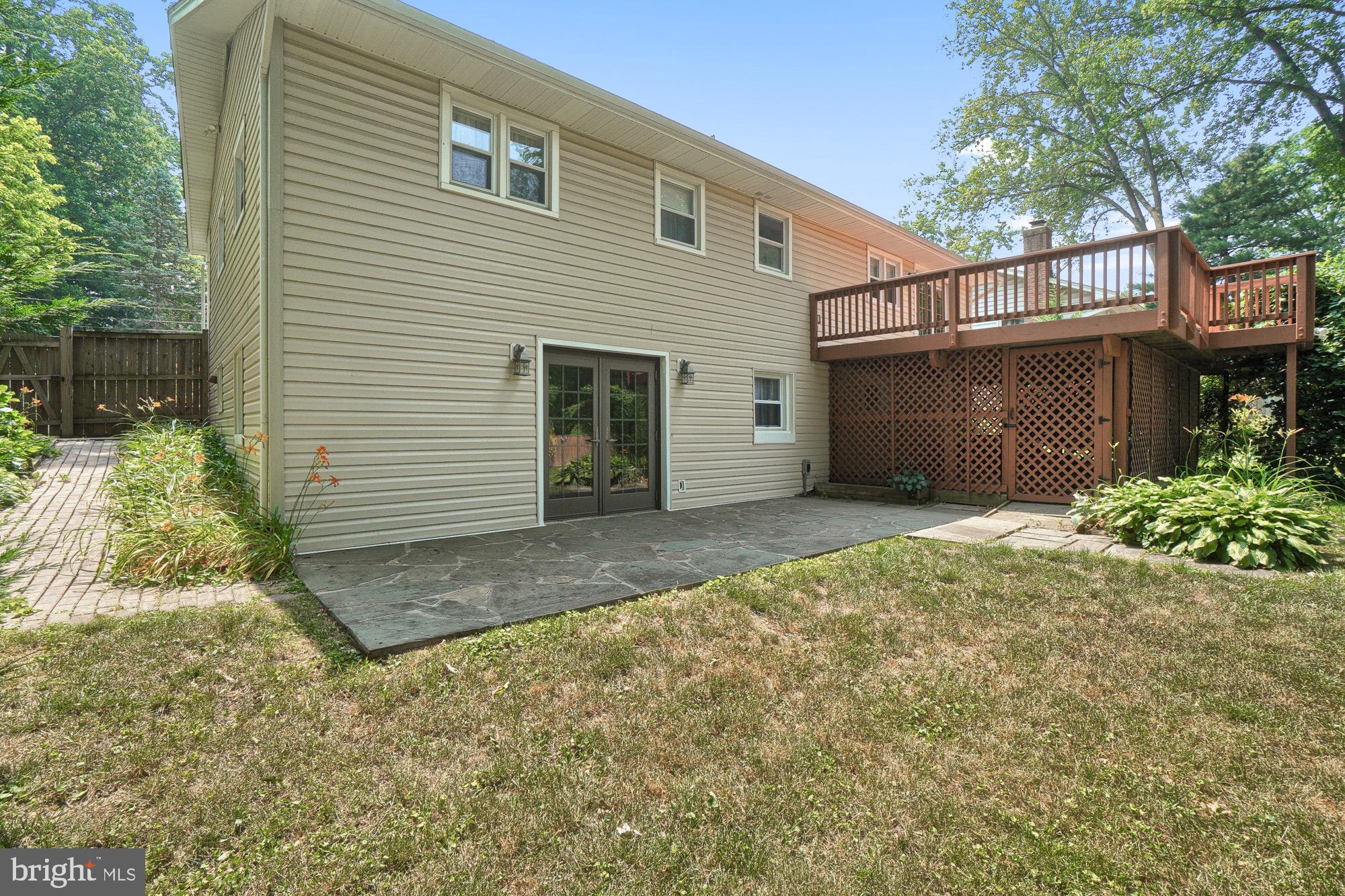 BEL PRE WOODS - Residential