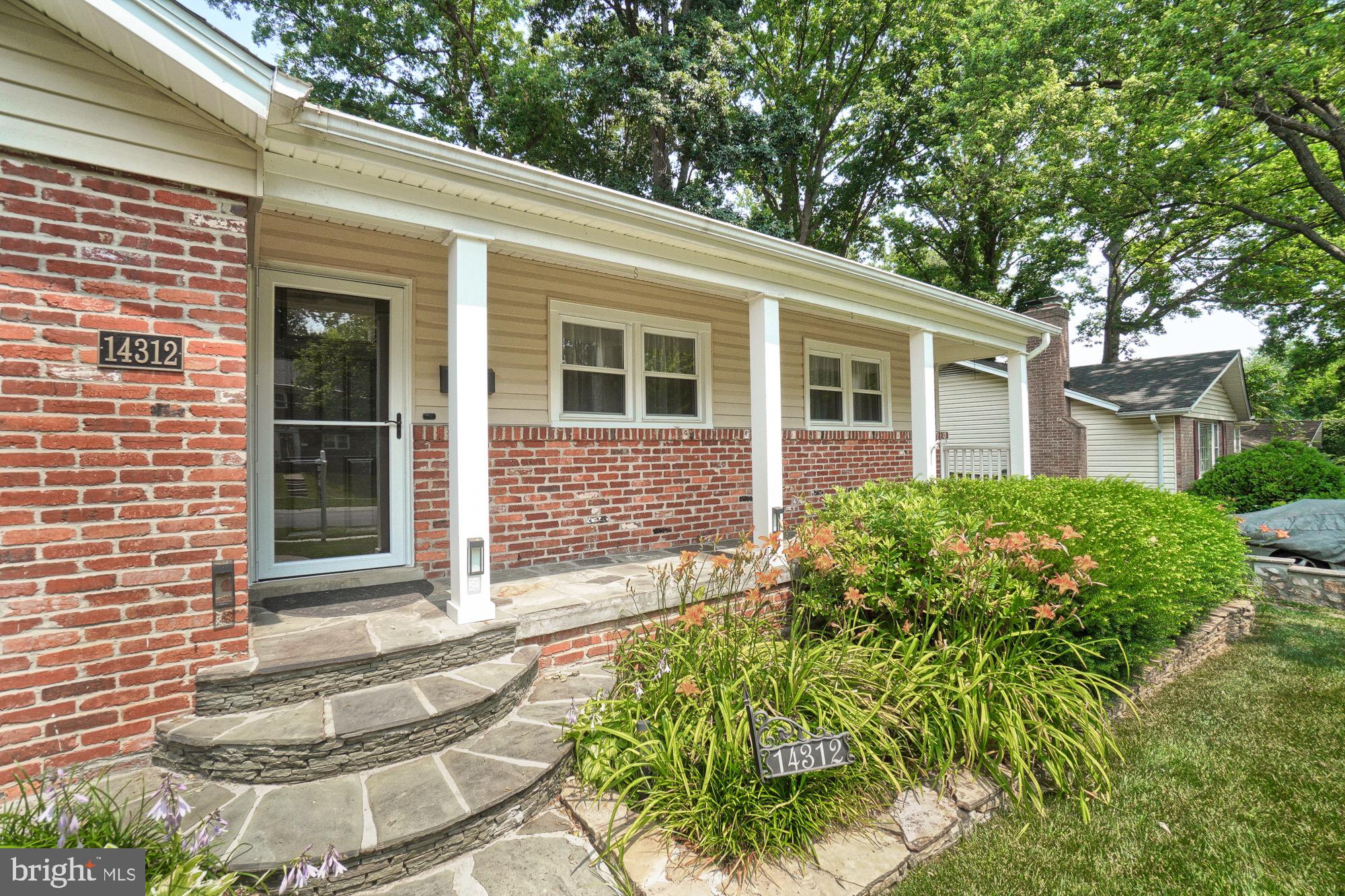 BEL PRE WOODS - Residential