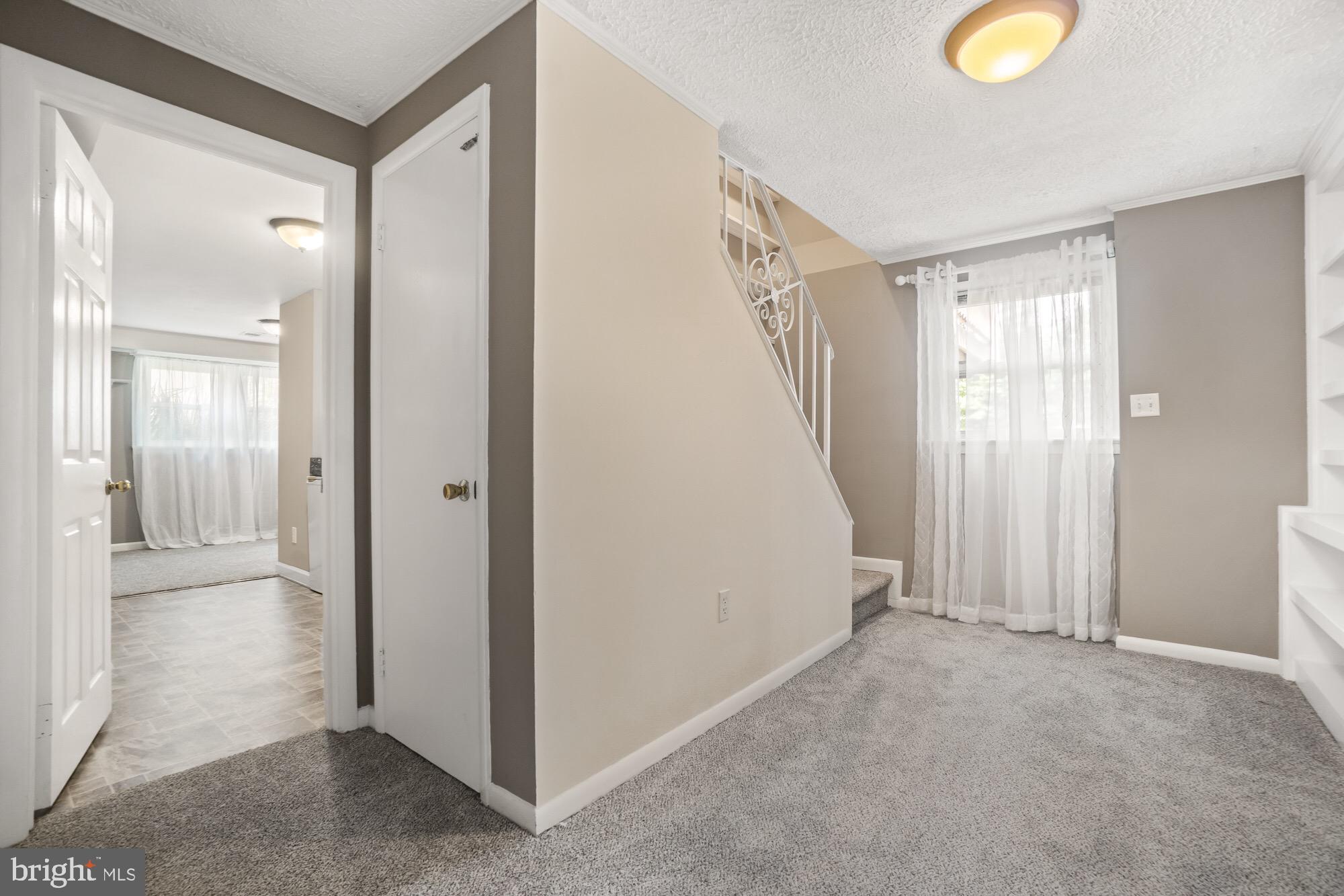 BEL PRE WOODS - Residential