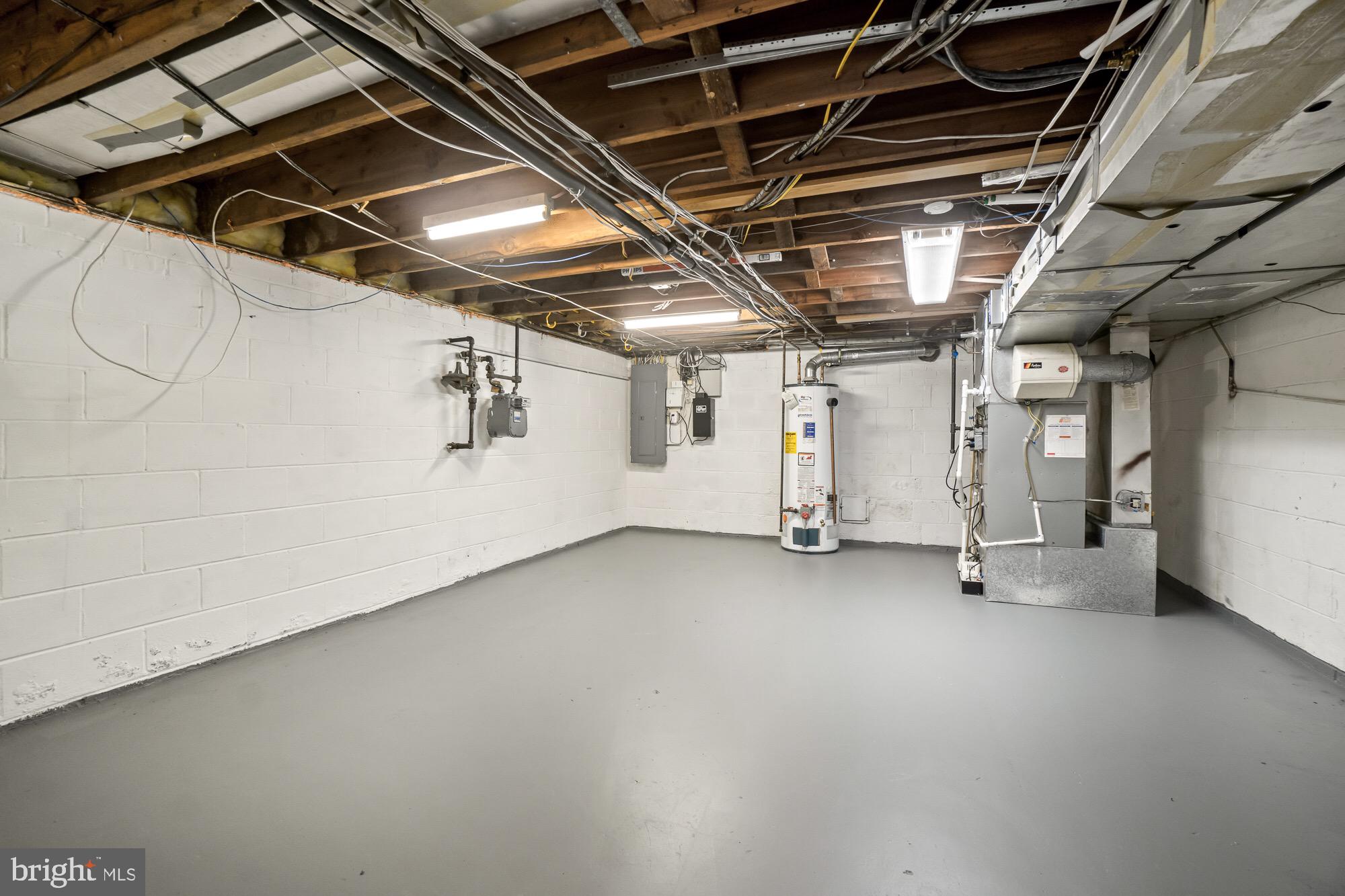 BEL PRE WOODS - Residential