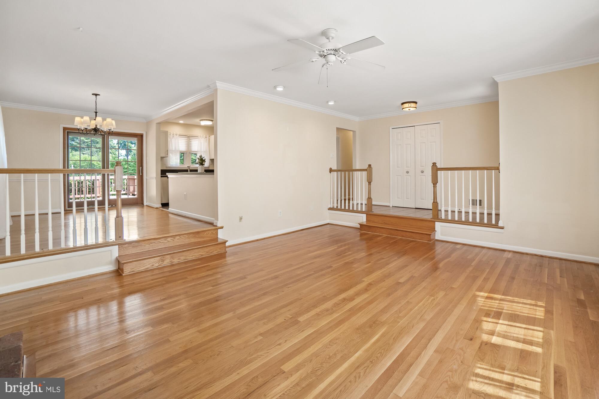 BEL PRE WOODS - Residential