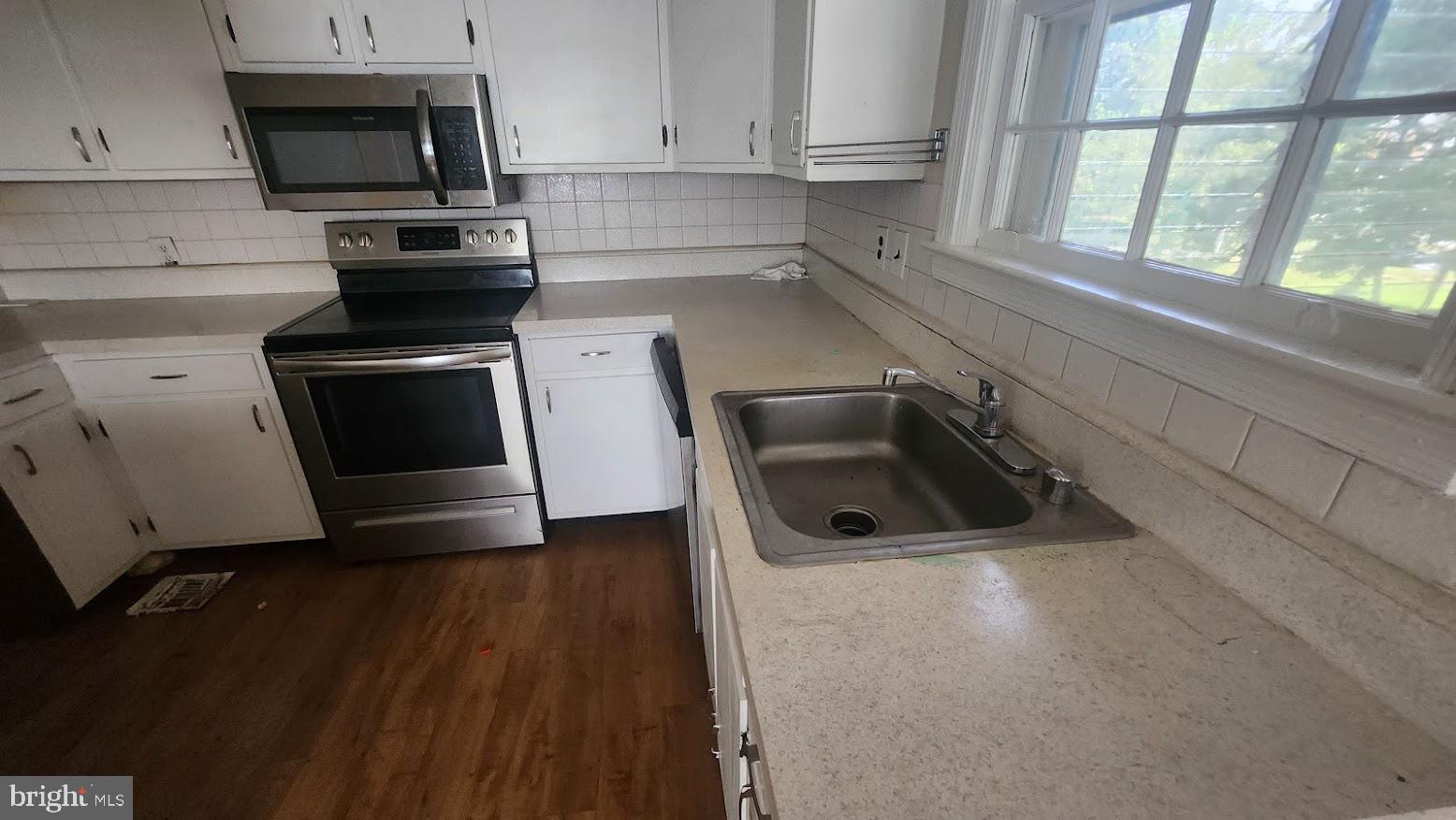 DEER PARK - Residential