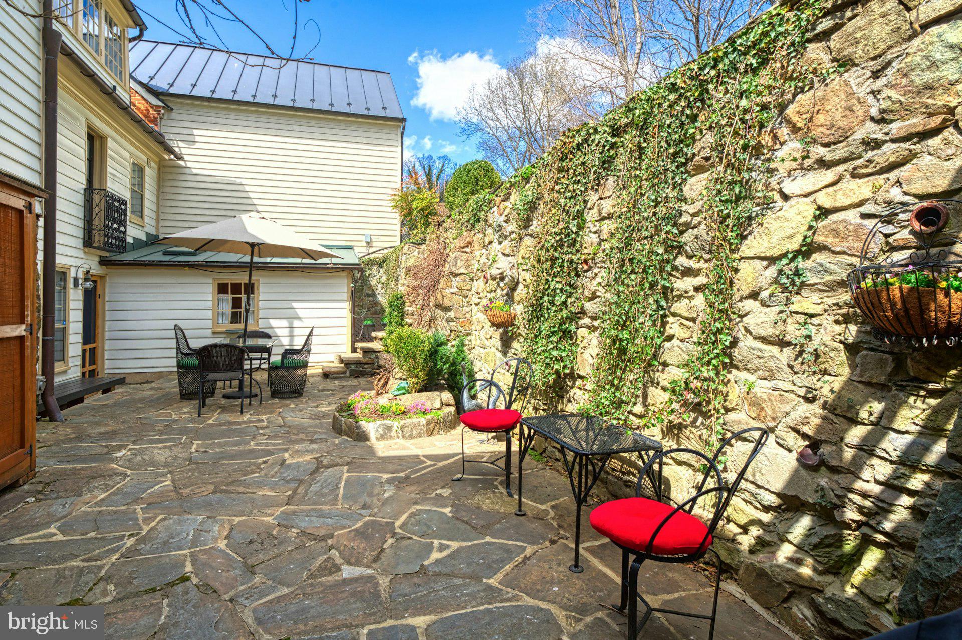 WATERFORD - Residential