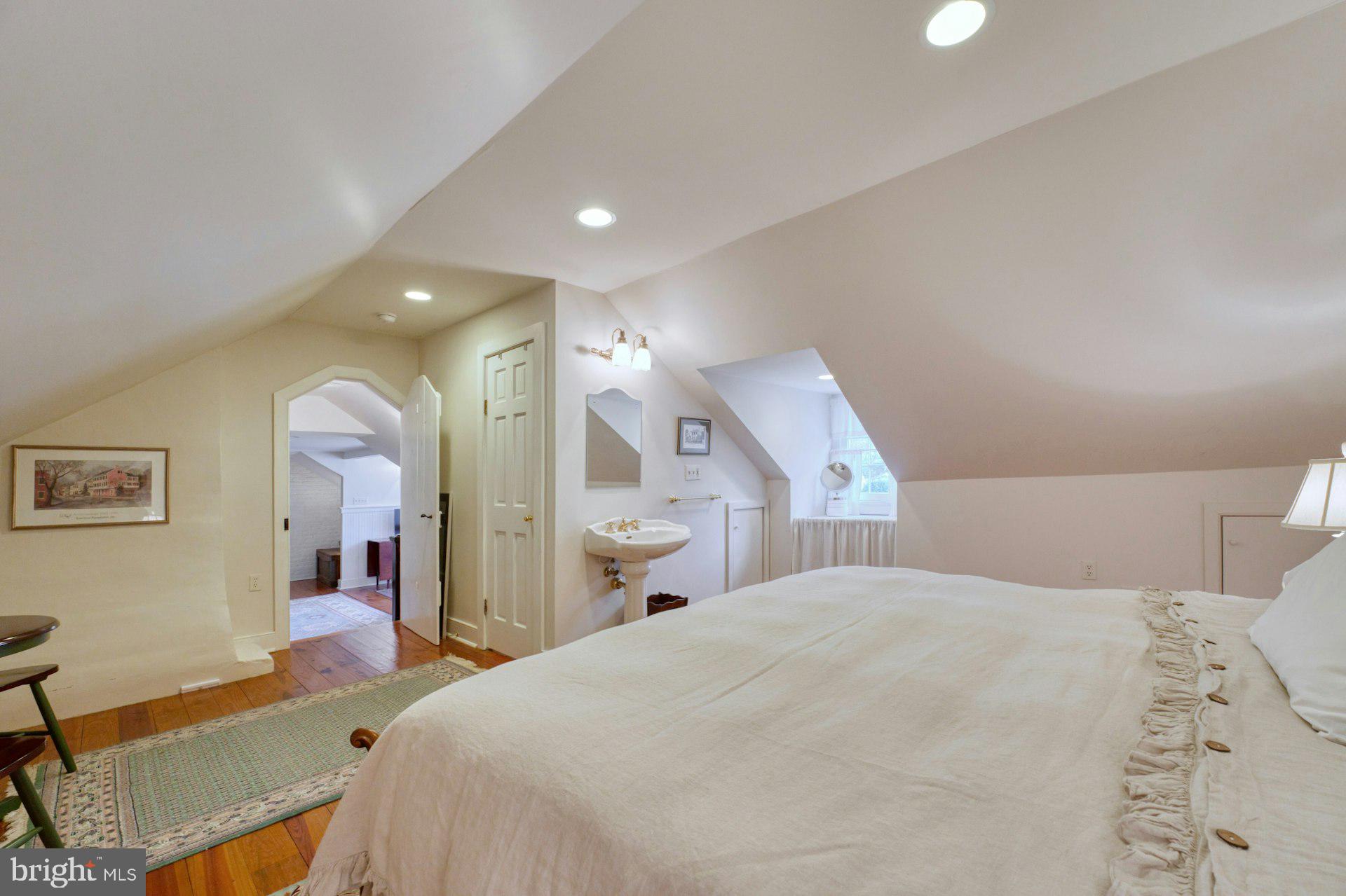 WATERFORD - Residential