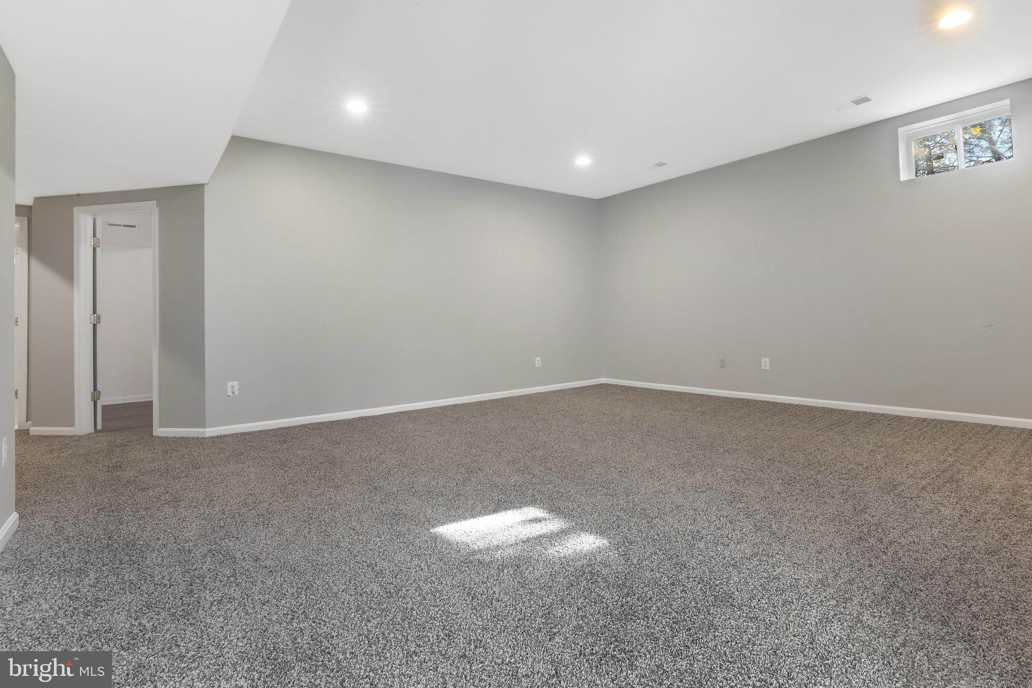 SHEFFIELD/FAIRWAY VILLAGE - Residential